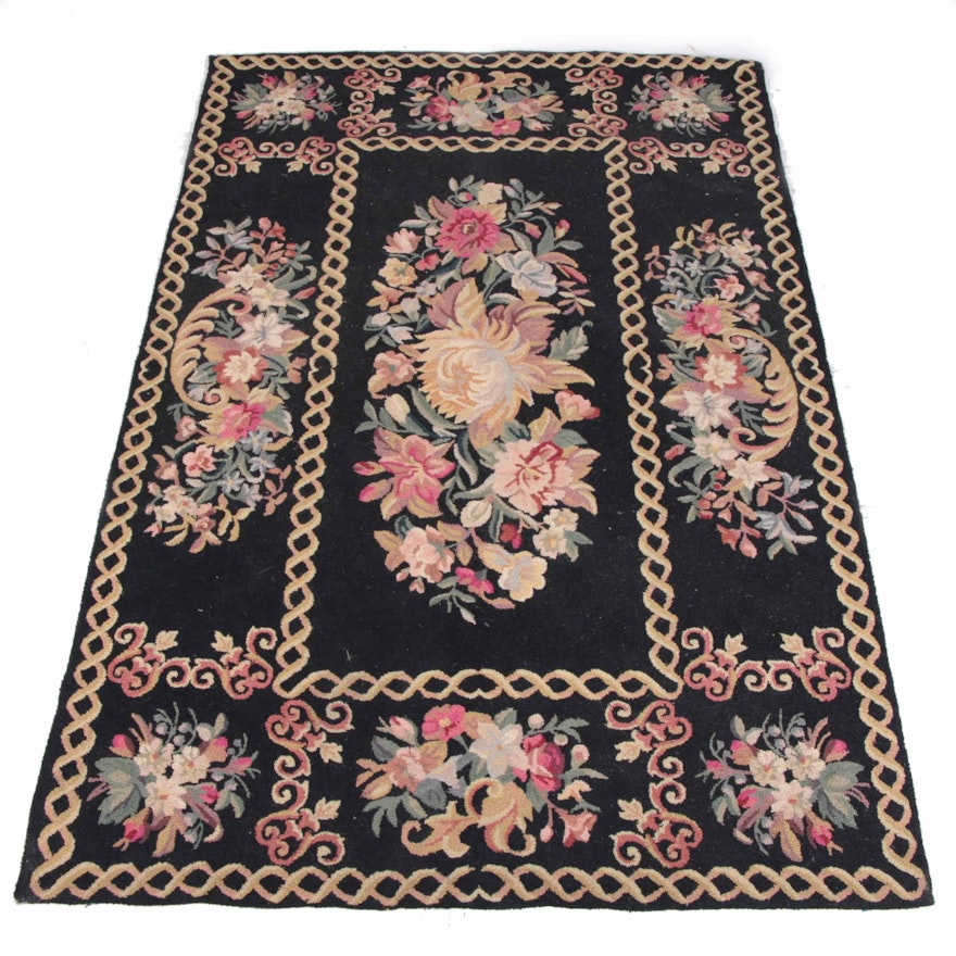 Hand Hooked Floral Wool Area Rug