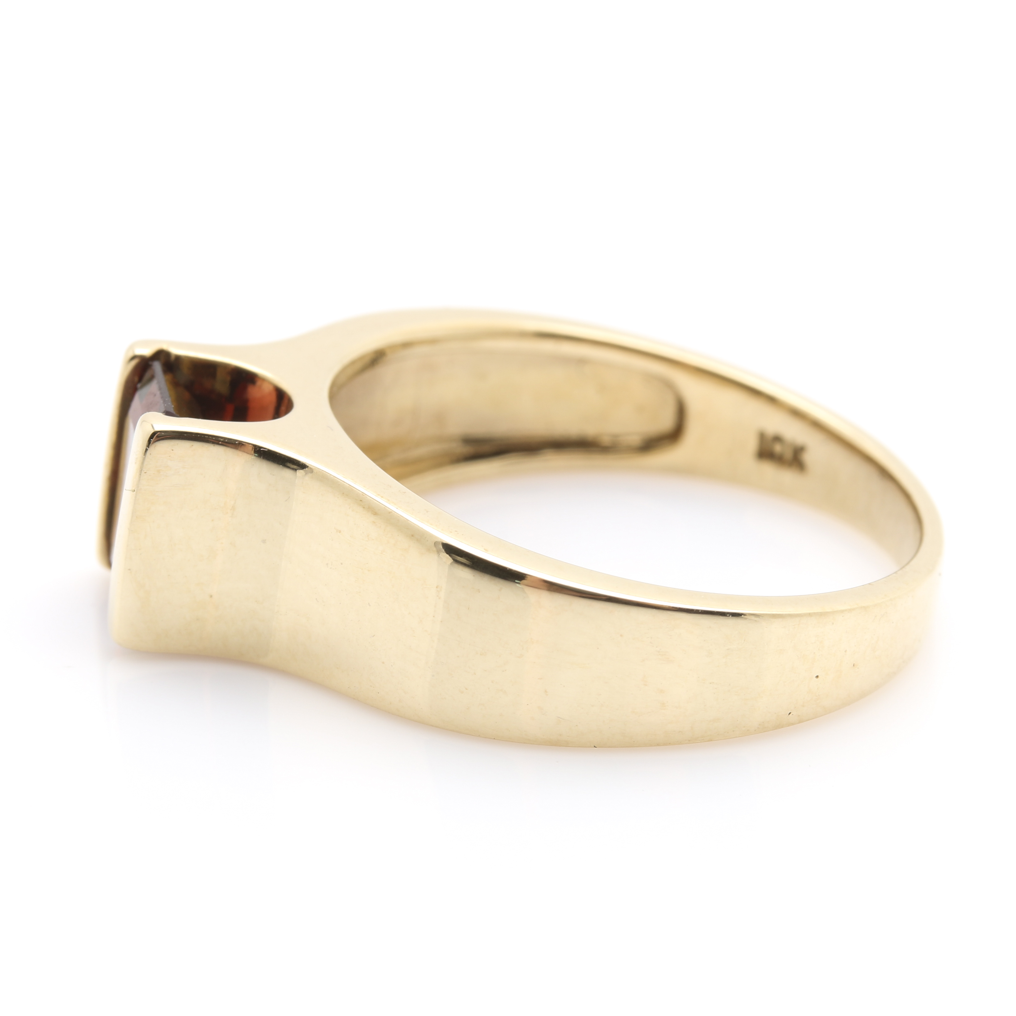 10K Yellow Gold Garnet Ring