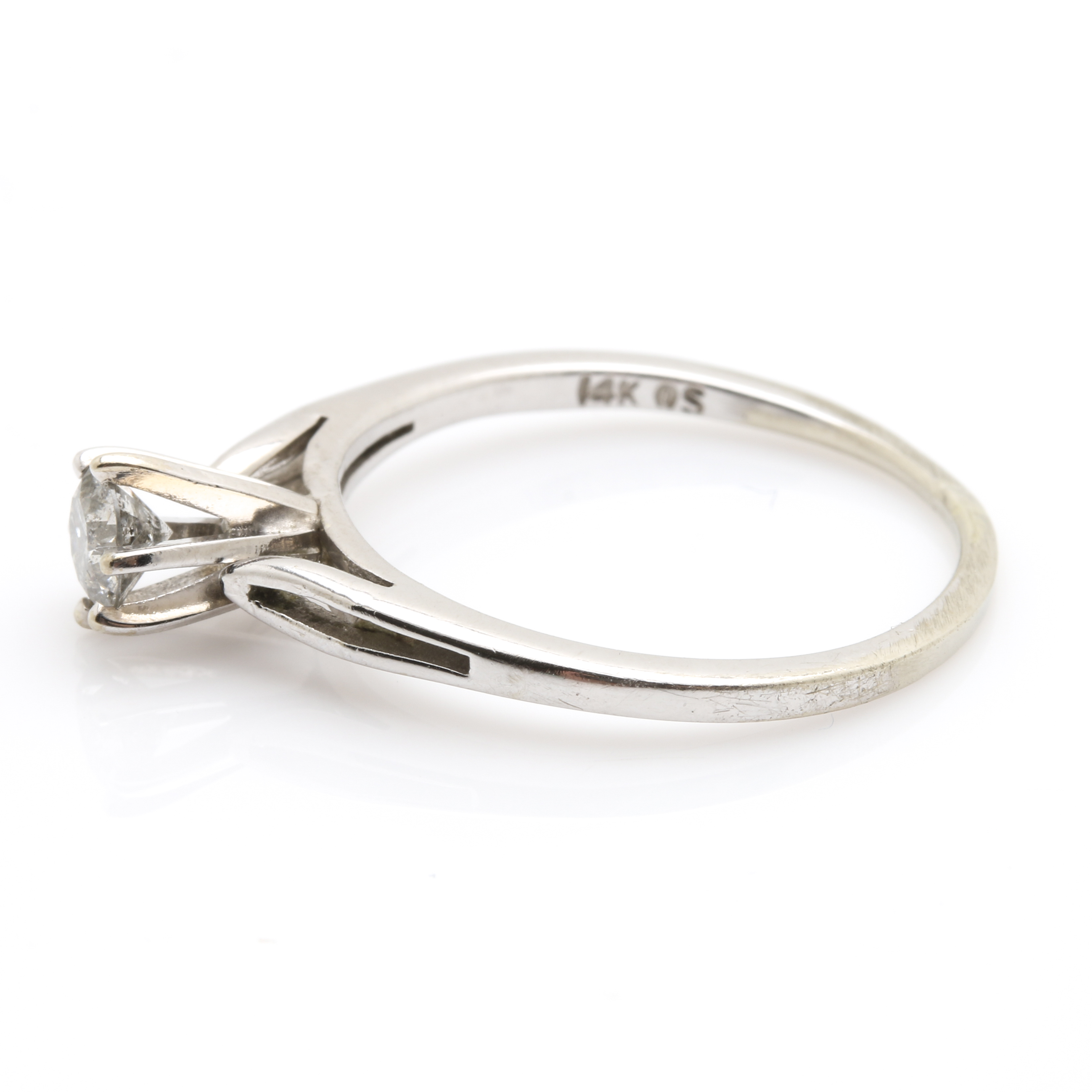 14K White Gold Diamond Ring