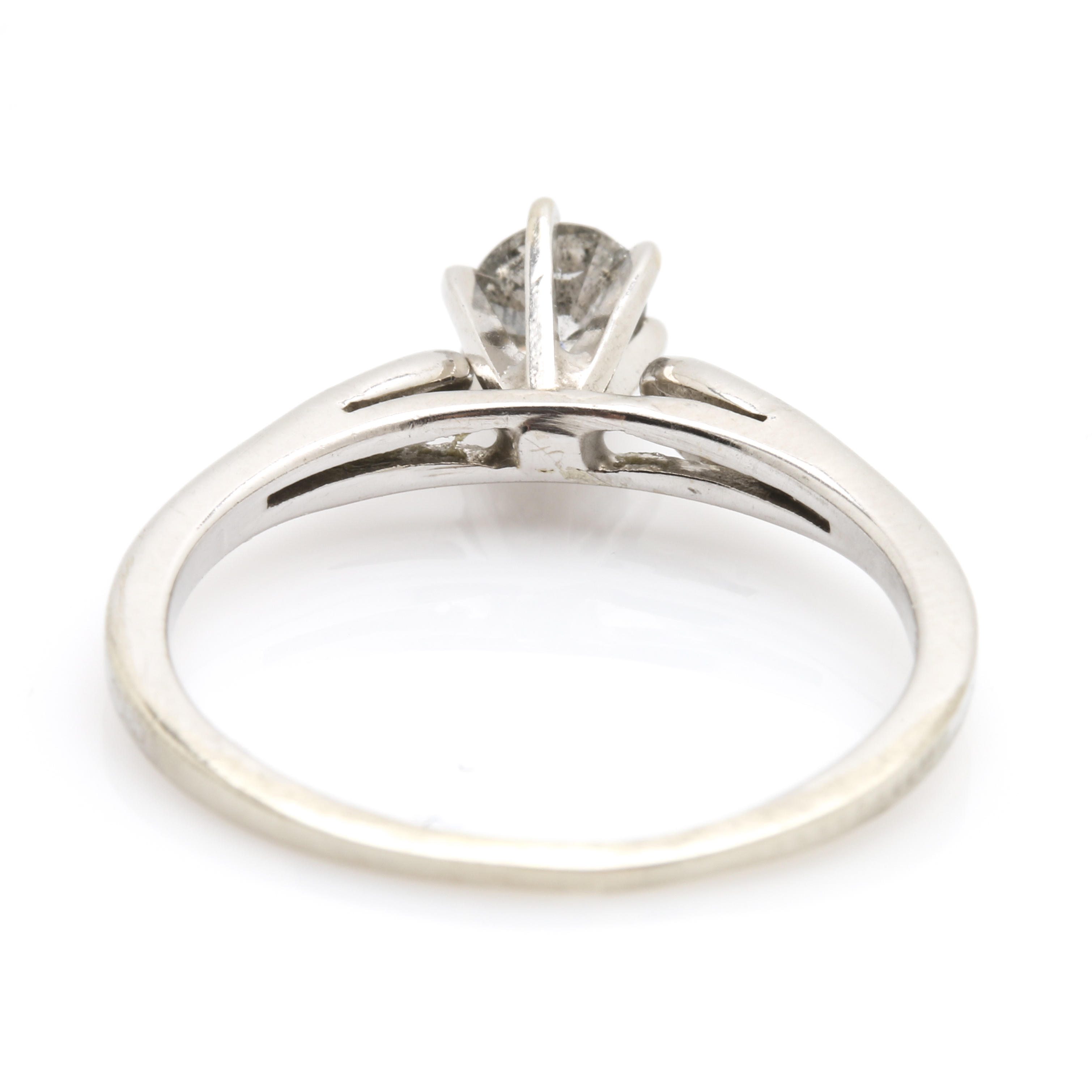 14K White Gold Diamond Ring