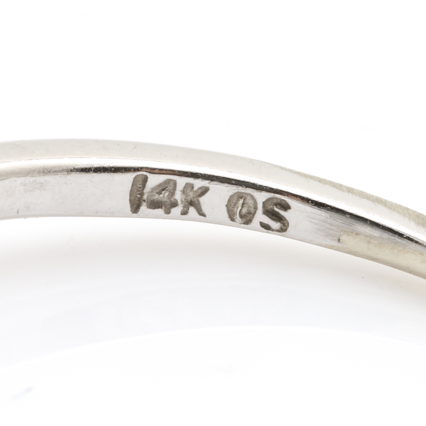 14K White Gold Diamond Ring