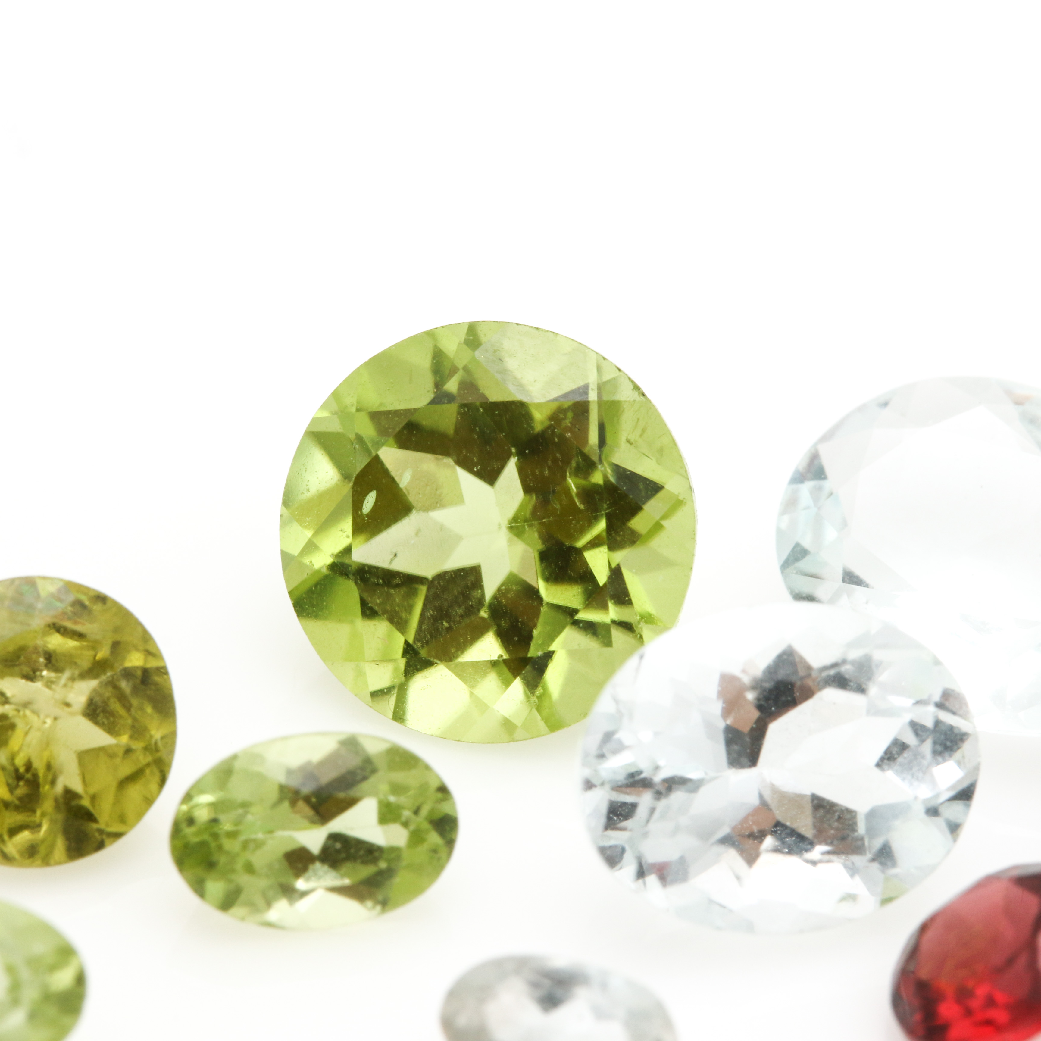 Assortment of Loose Gemstones