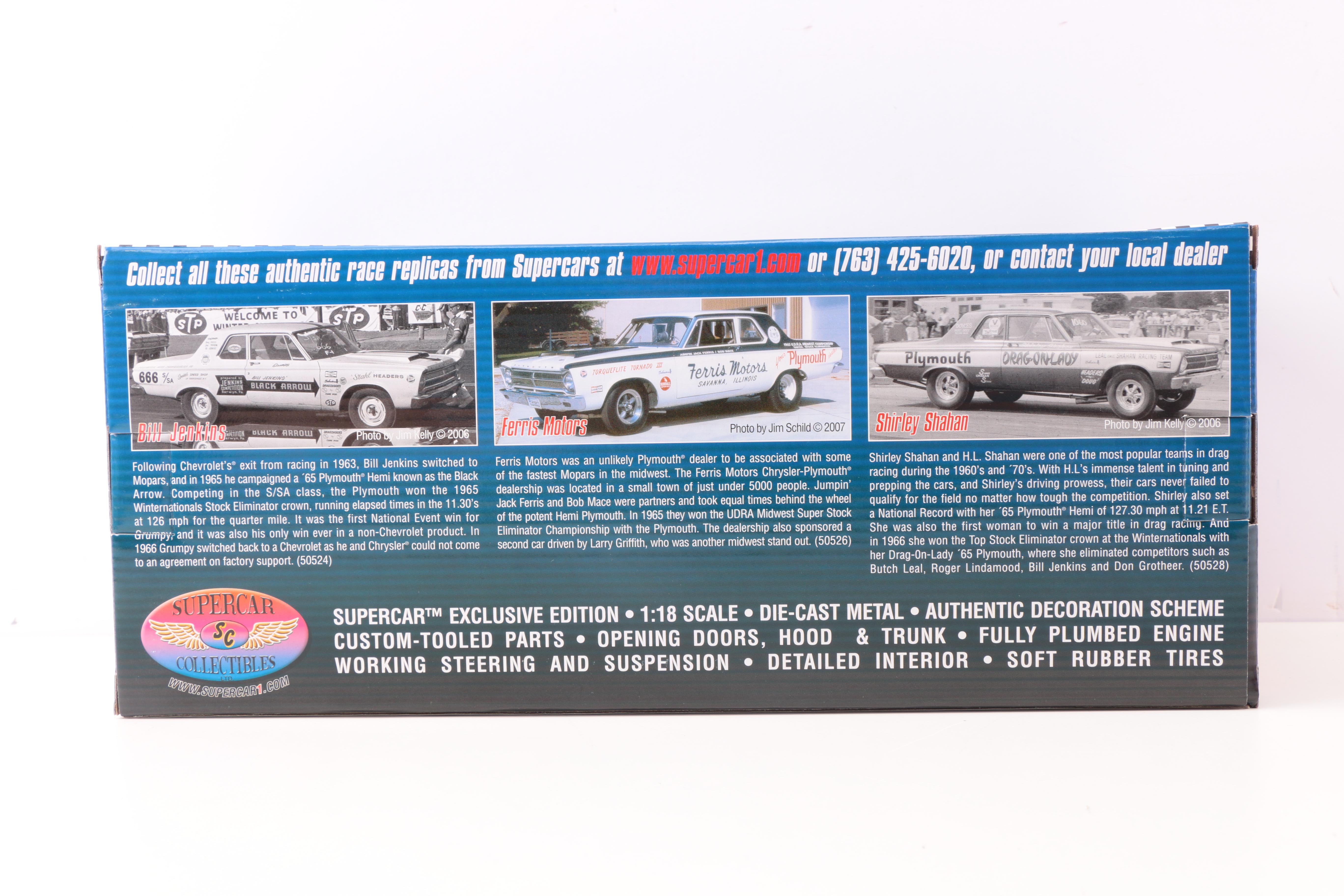 Supercar Raceway and Sox & Martin 1:18 Scale Die-Cast Cars