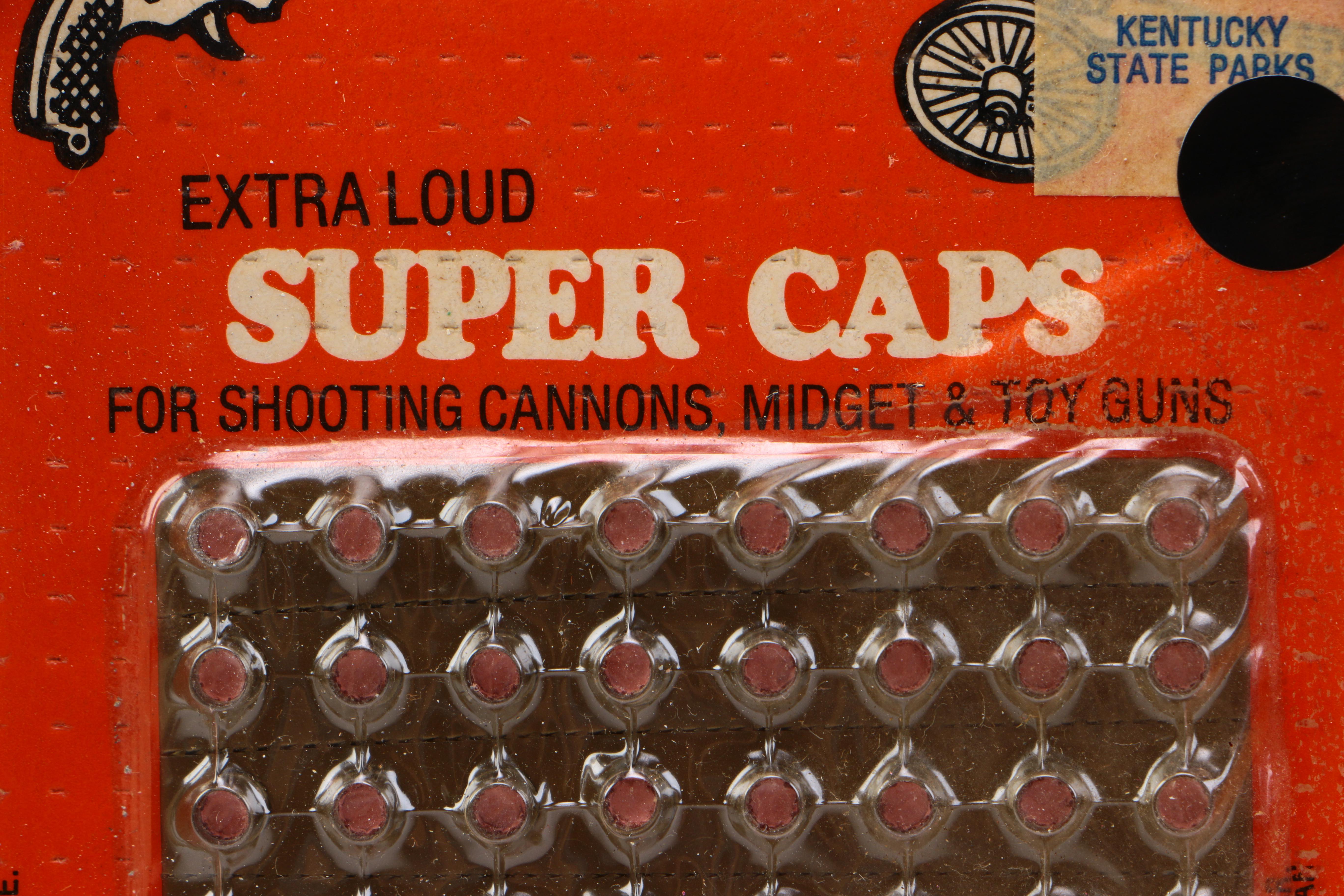 "The Sheriff: Mini Rayo" Toy Gun and Shooting Caps