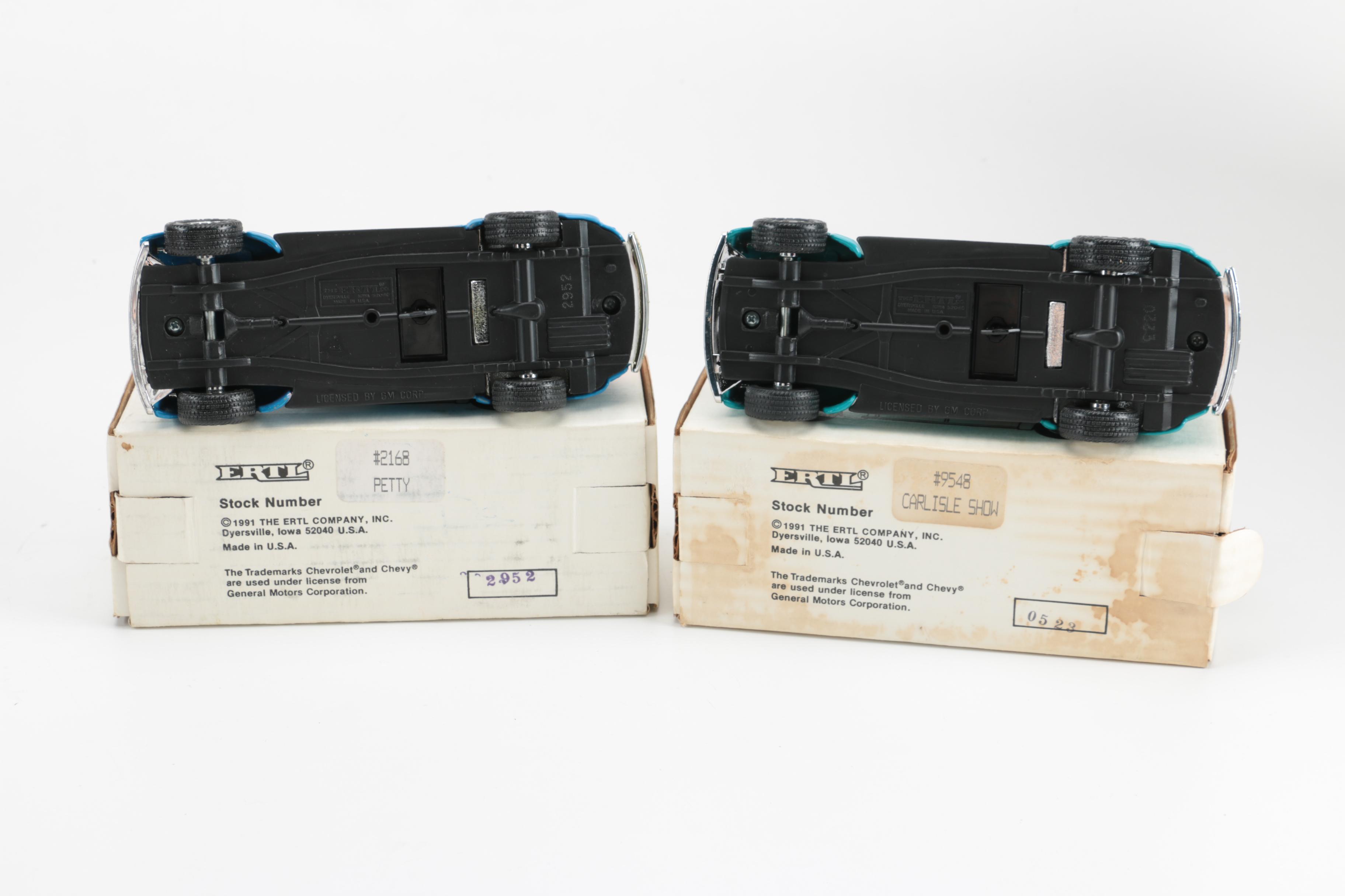 ERTL Model 1950 Panel Truck Banks