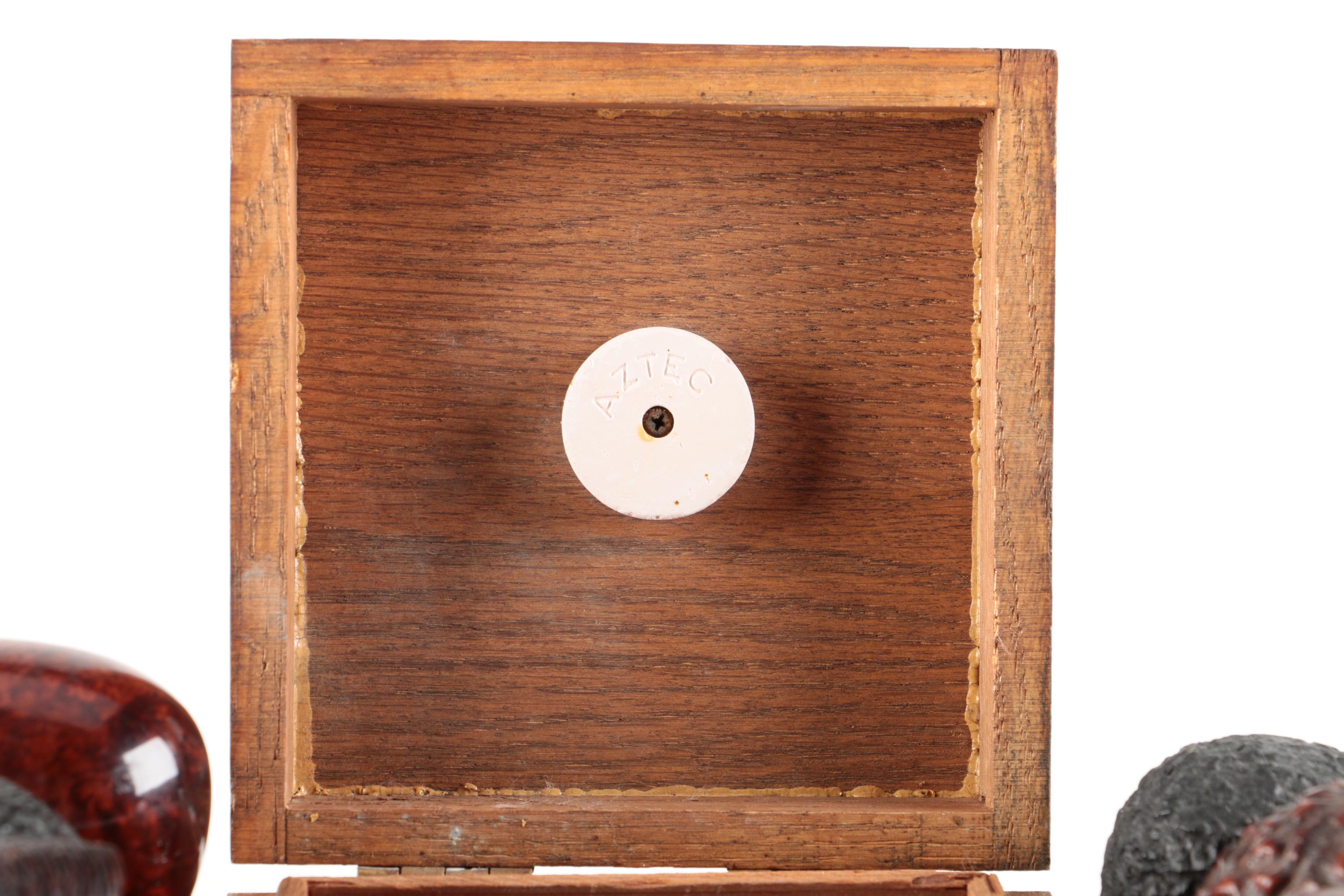 Humidor Pipe Rack with Pipes and Accessories