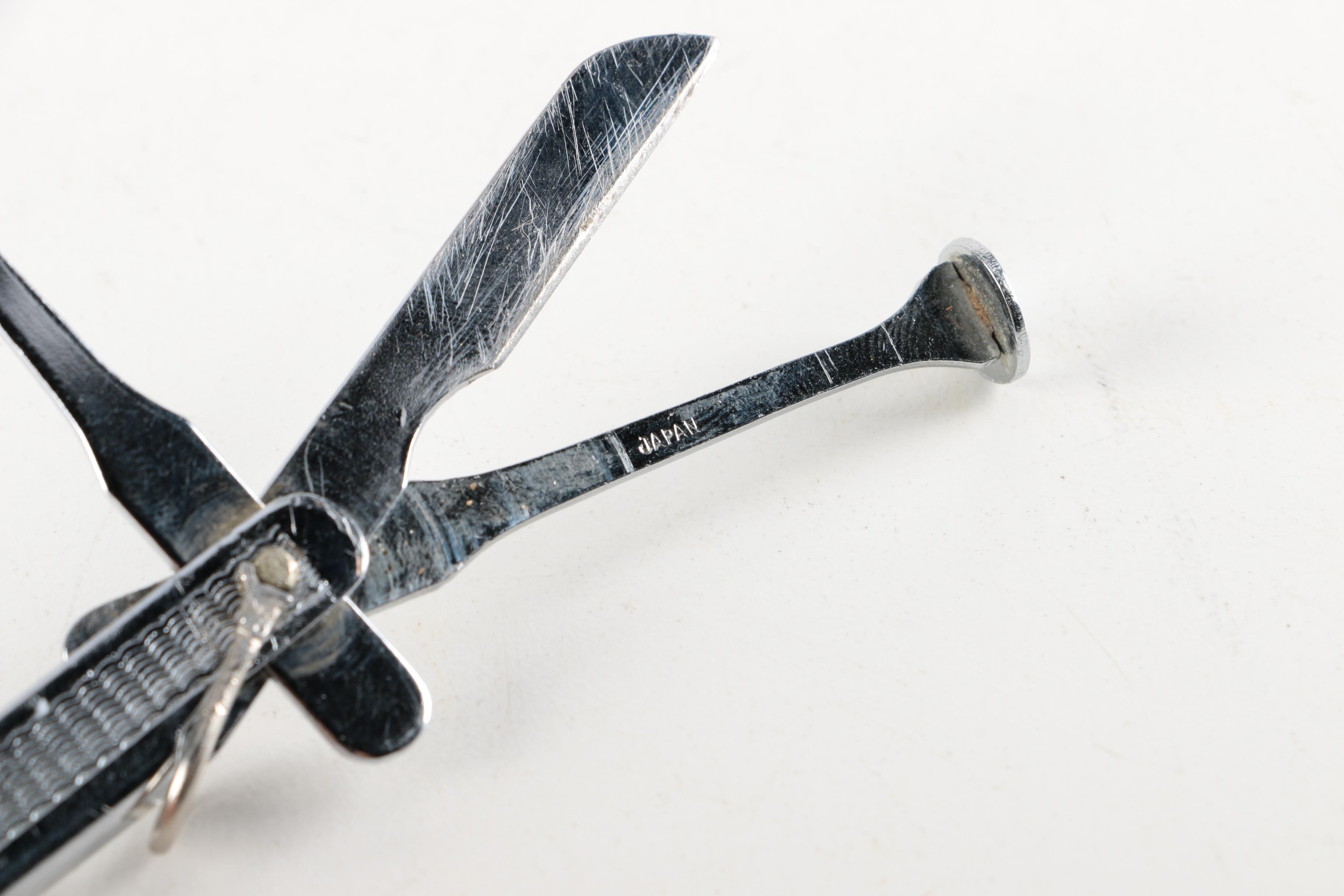 Humidor Pipe Rack with Pipes and Accessories