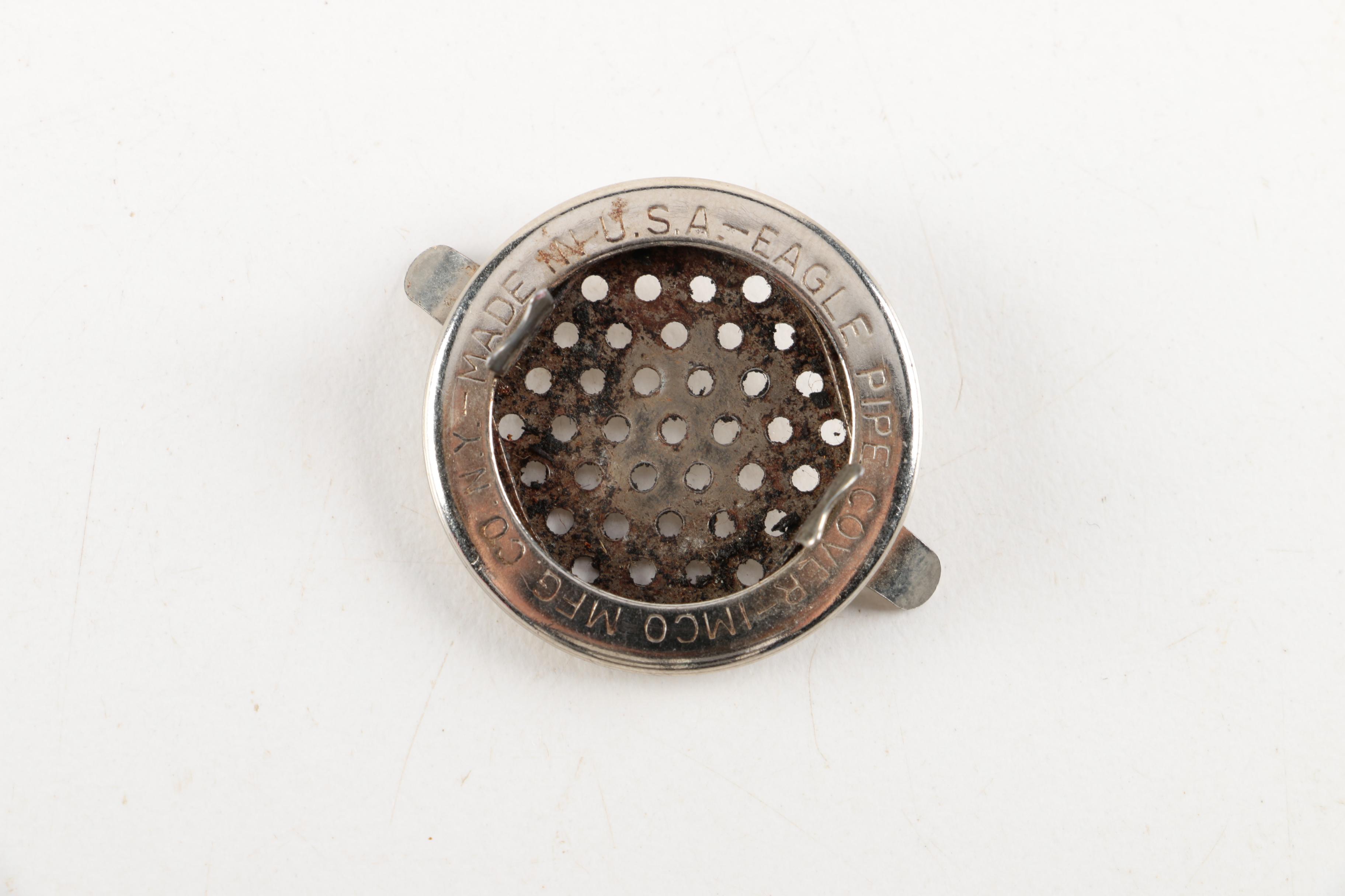 Humidor Pipe Rack with Pipes and Accessories