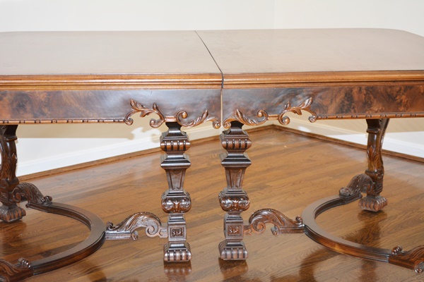 Batesville Cabinet Co. Baroque Italian Style Dining Room Table, Circa 1930s