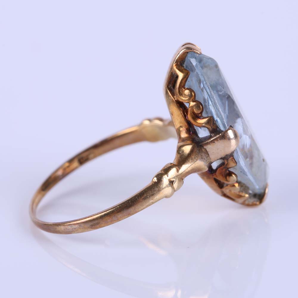 Vintage 14K Yellow Gold and 6.30 CT Synthetic Blue Spinel Cocktail Ring