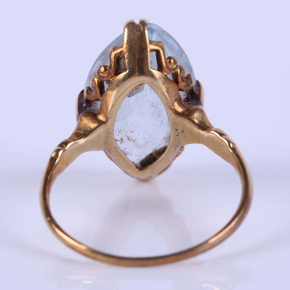 Vintage 14K Yellow Gold and 6.30 CT Synthetic Blue Spinel Cocktail Ring