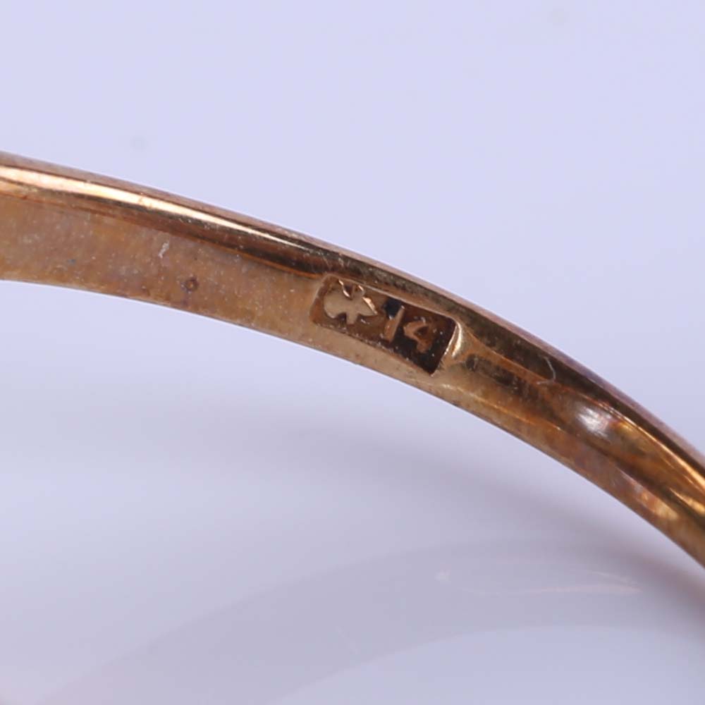 Vintage 14K Yellow Gold and 6.30 CT Synthetic Blue Spinel Cocktail Ring