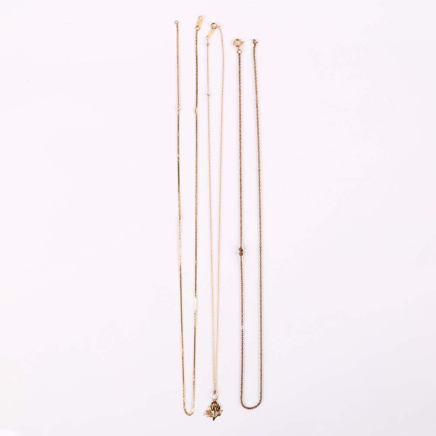 14K Yellow Gold Necklaces with Rose Pendant