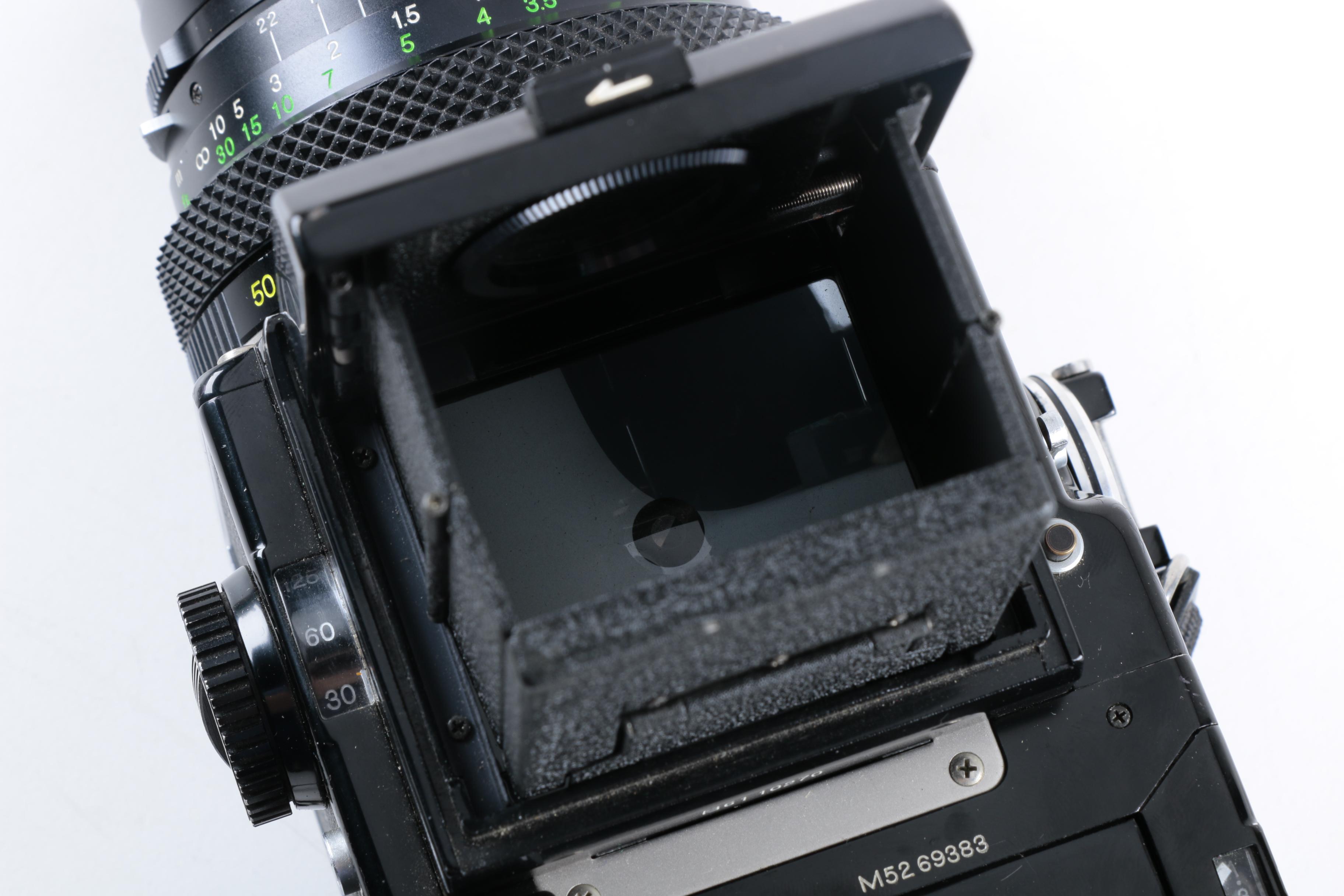 Zenza Bronica ETRS AE-II Finder E Camera