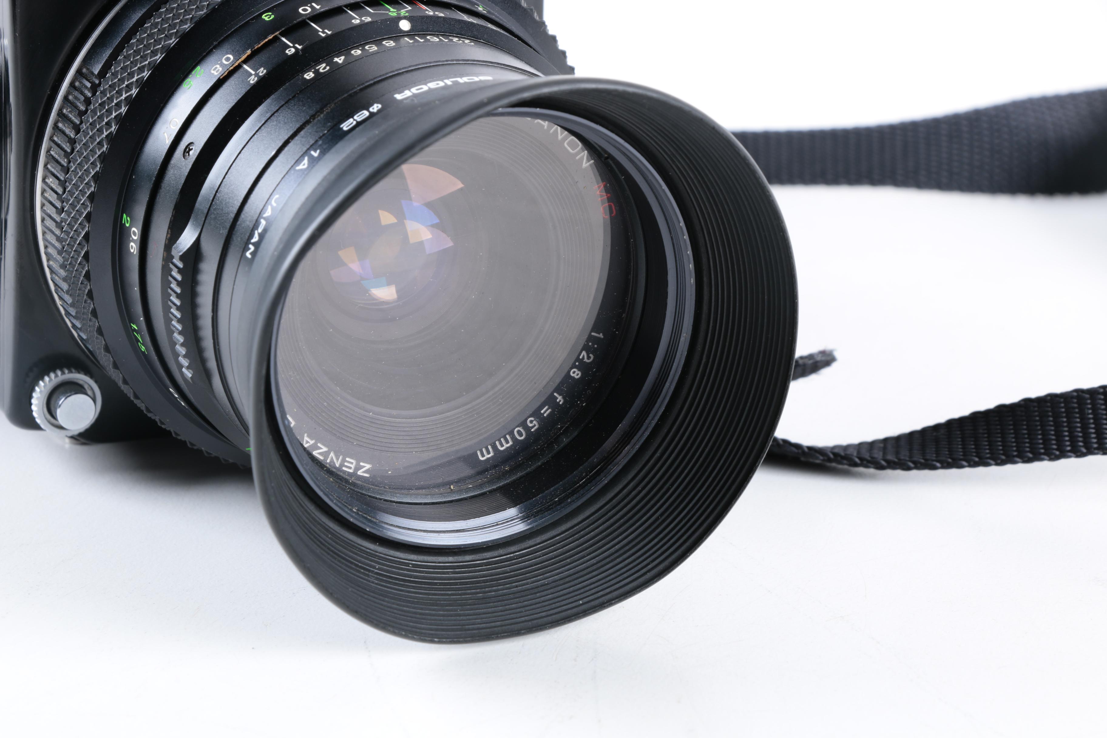 Zenza Bronica ETRS AE-II Finder E Camera