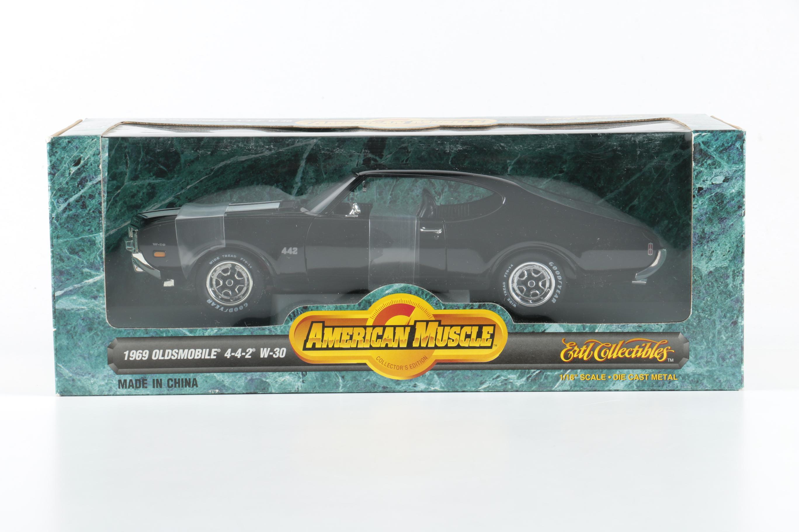 ERTL Collectibles American Muscle 1/18 Scale Die-Cast Cars