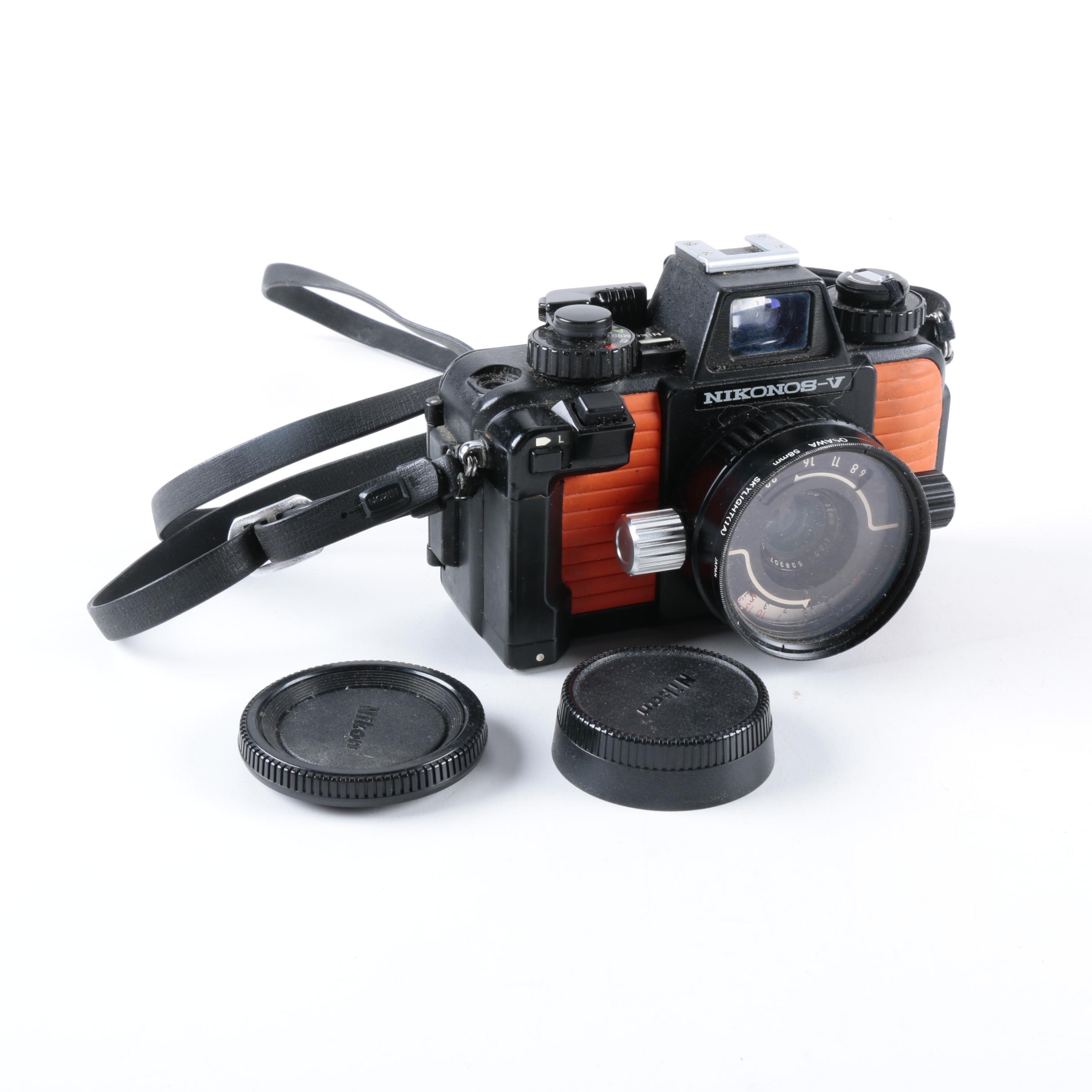 Nikon Nikonos-V Camera