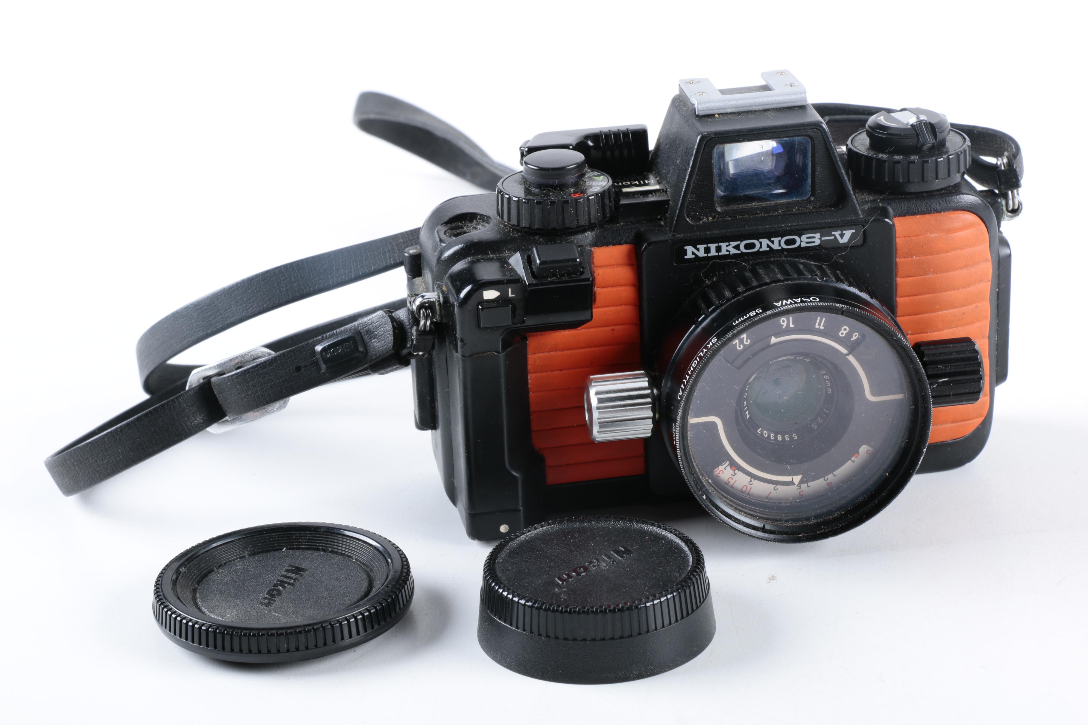 Nikon Nikonos-V Camera