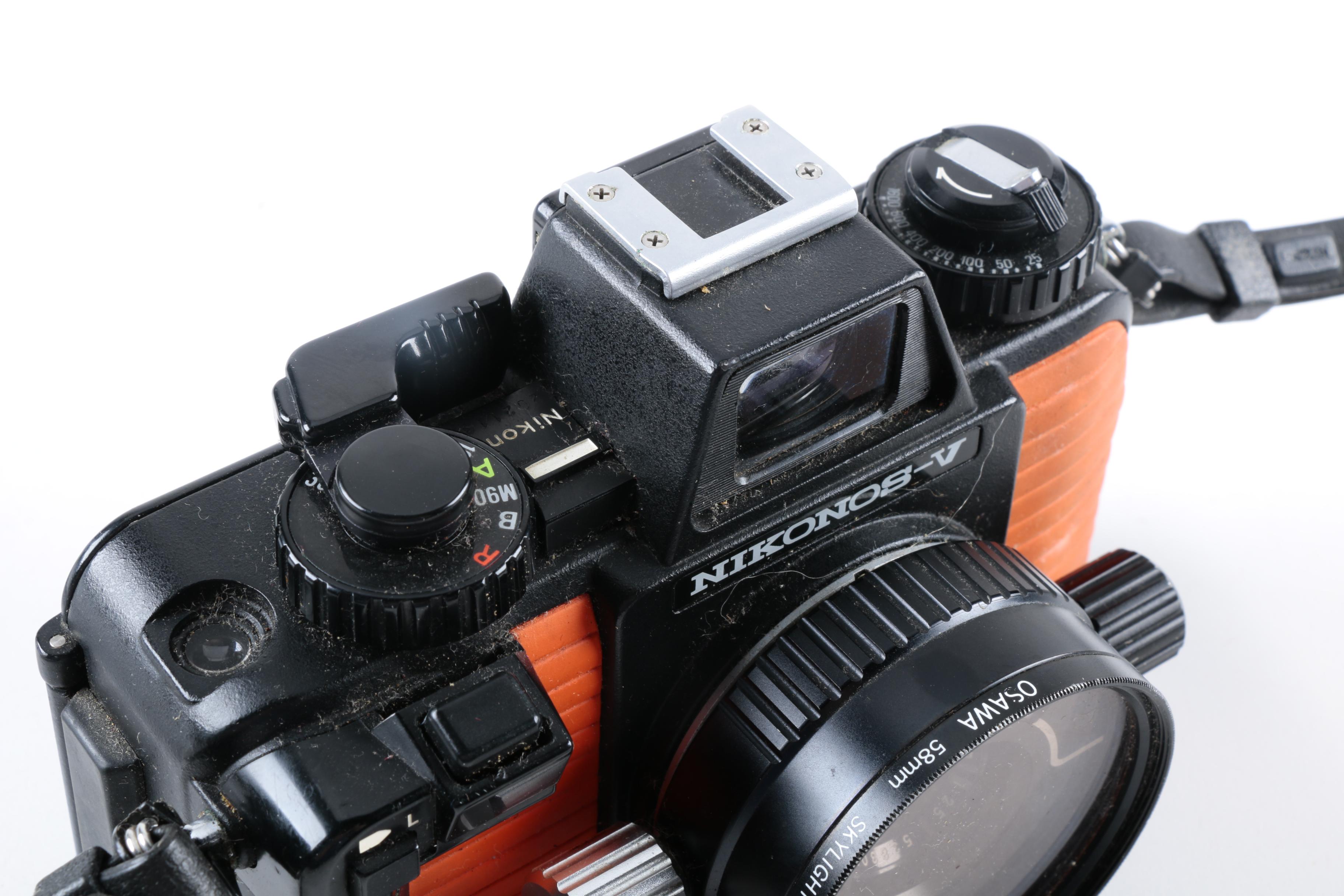 Nikon Nikonos-V Camera