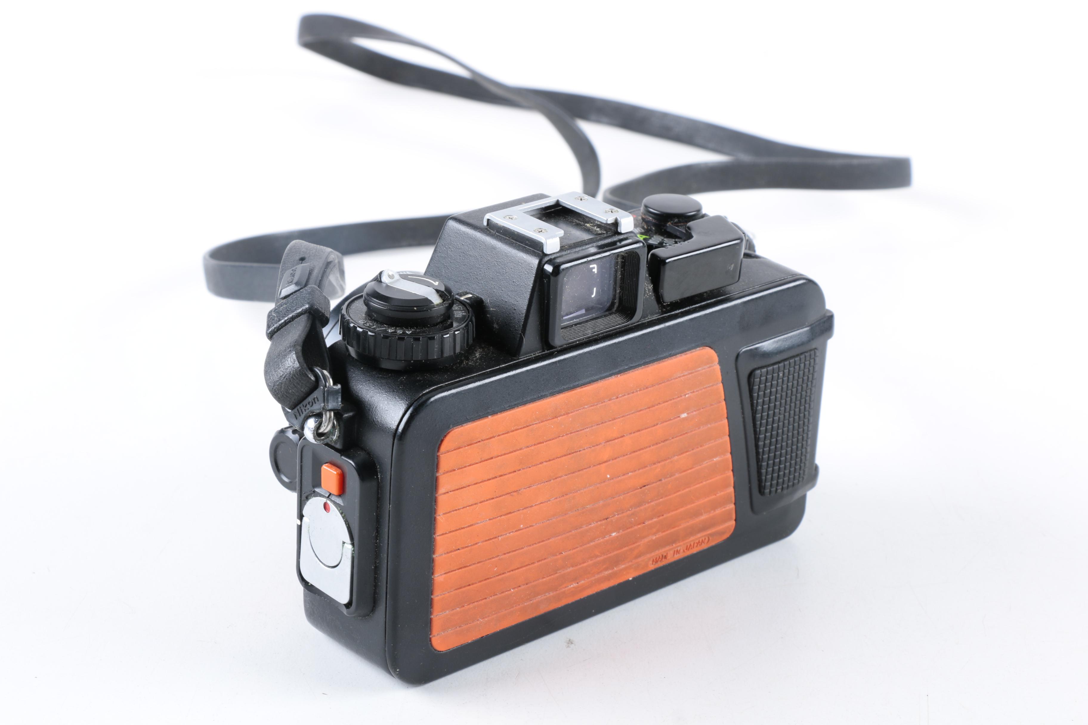 Nikon Nikonos-V Camera