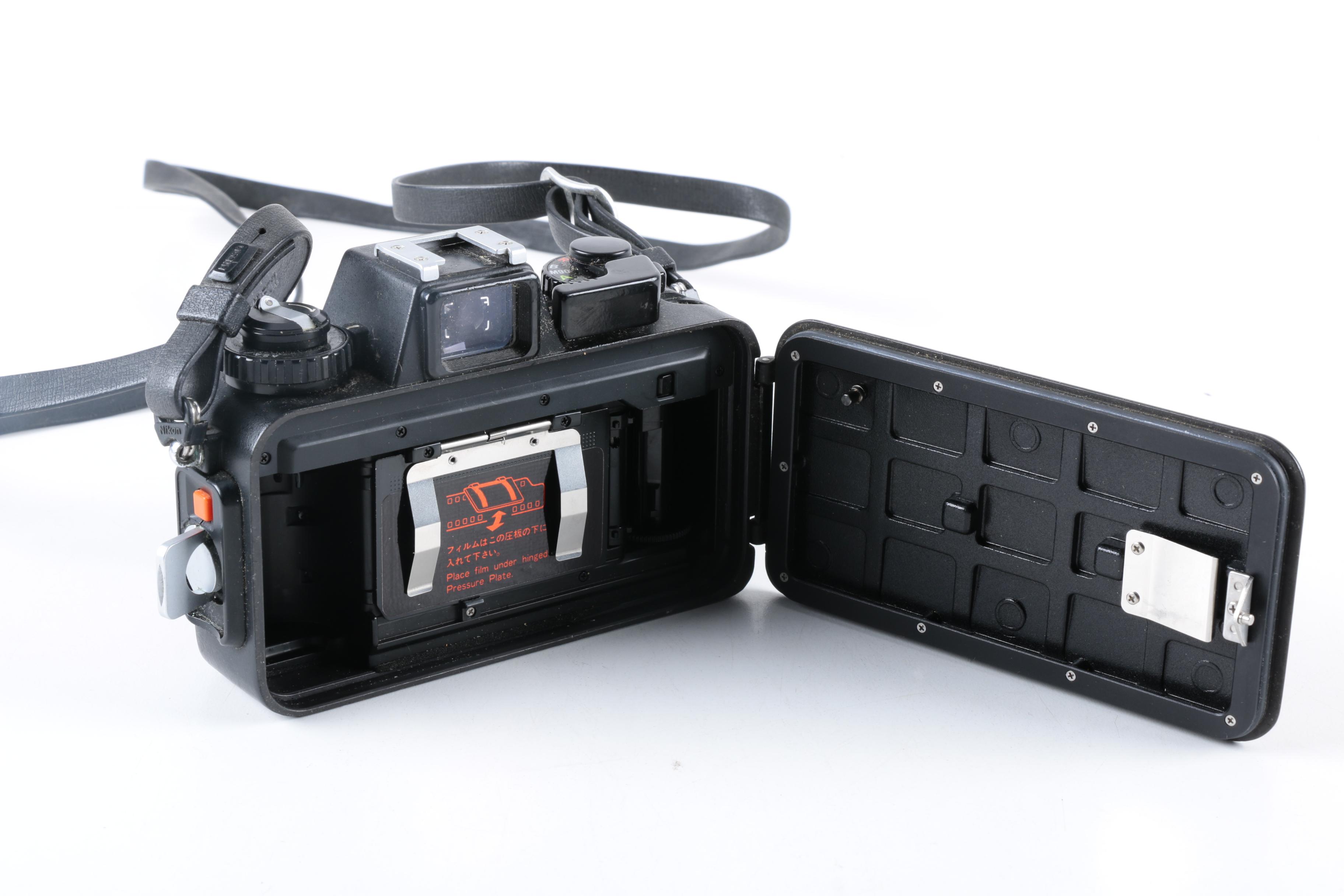 Nikon Nikonos-V Camera