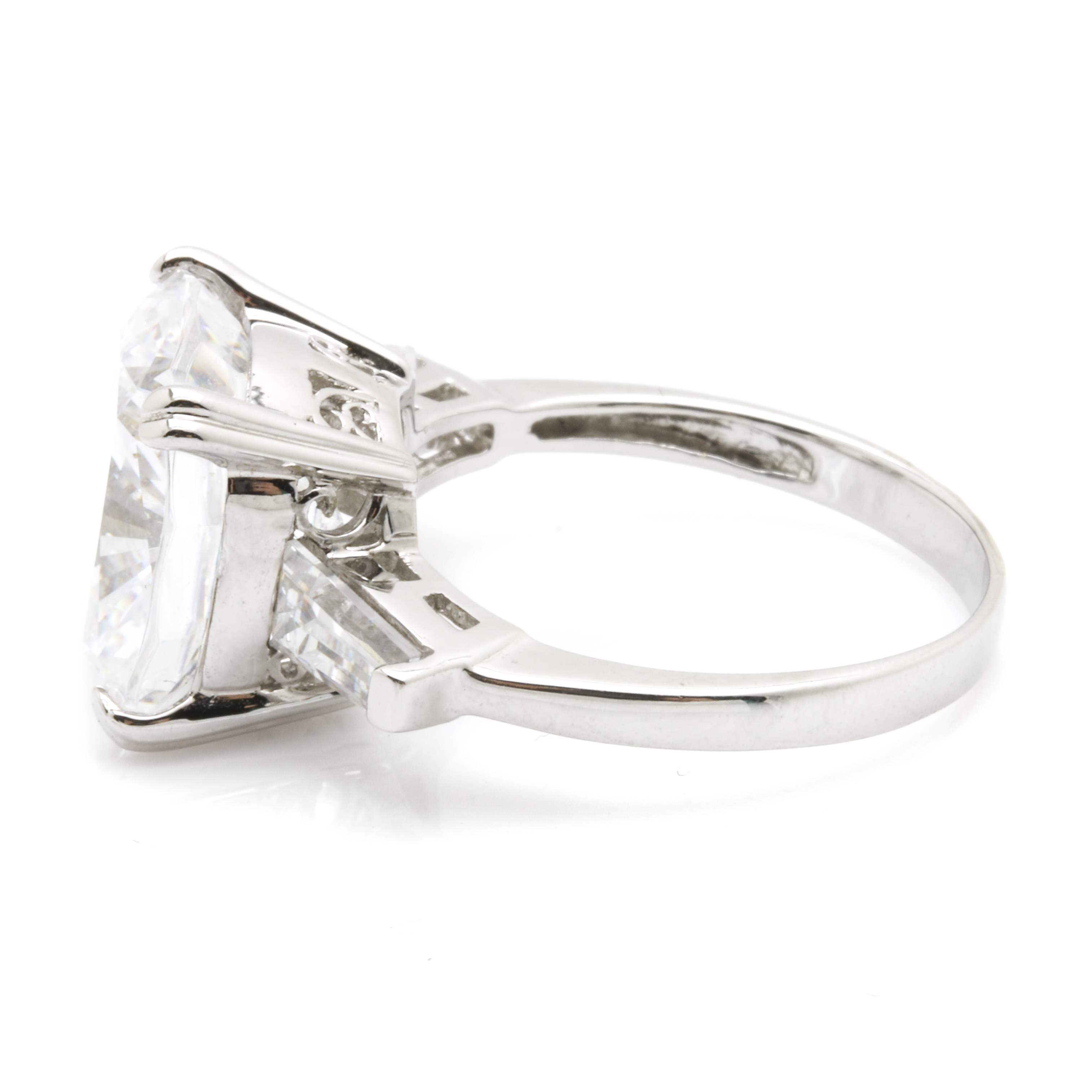 14K White Gold Cubic Zirconia Ring