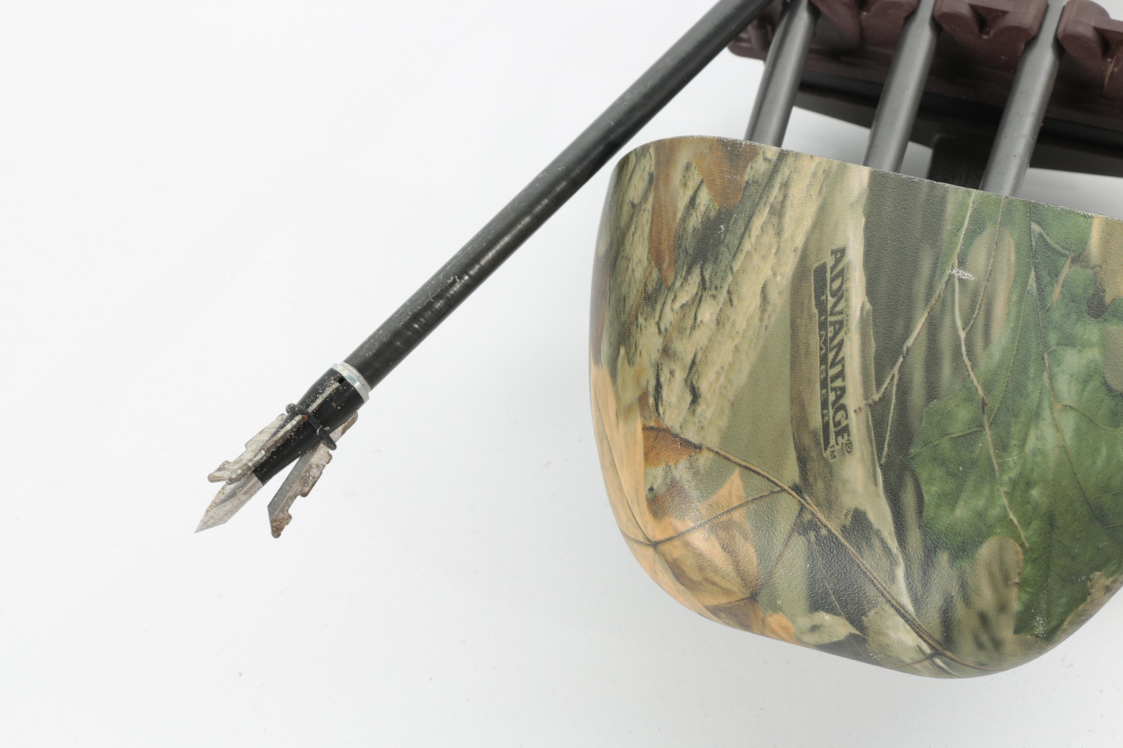 PSE Diamondback Compound Bow with Arrows and Case