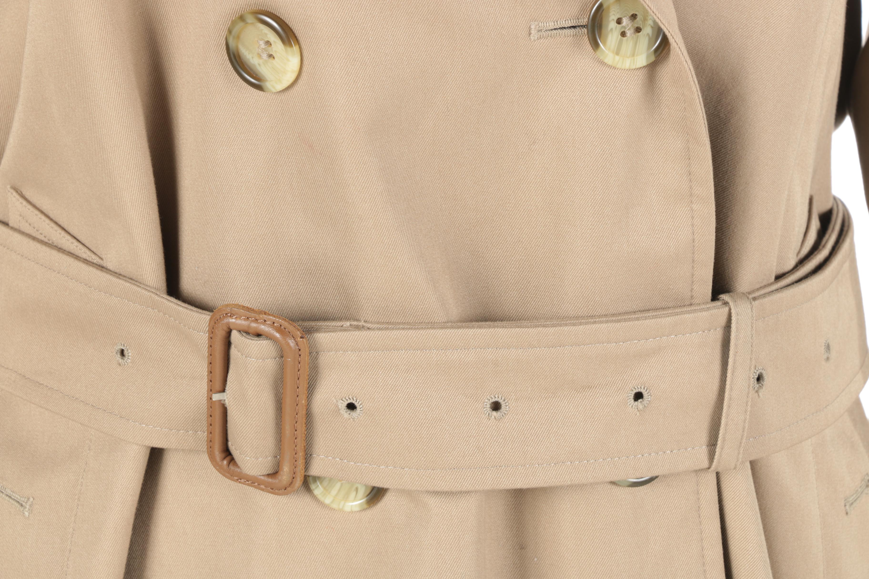 Women's Burberry Trench Coat
