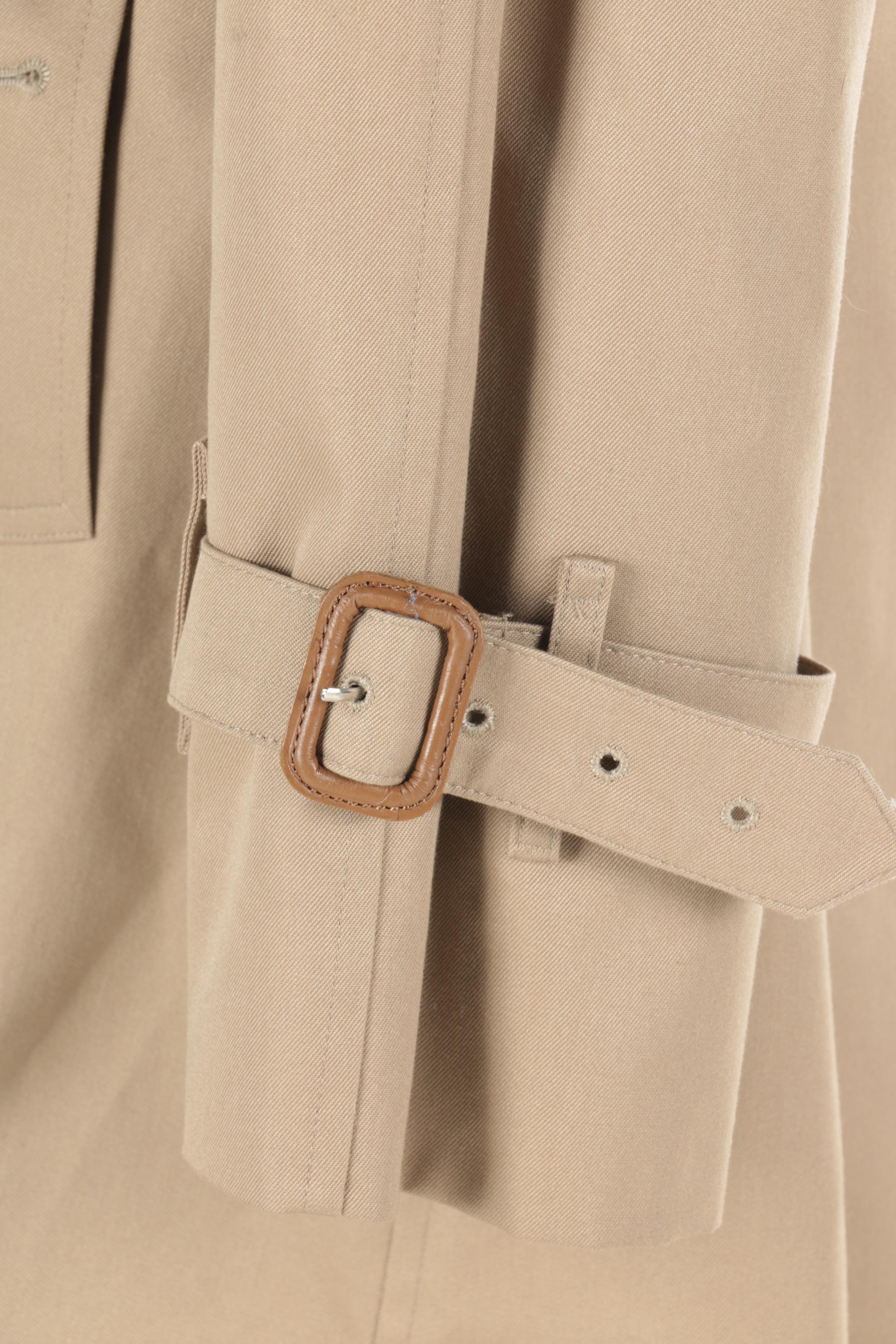 Women's Burberry Trench Coat