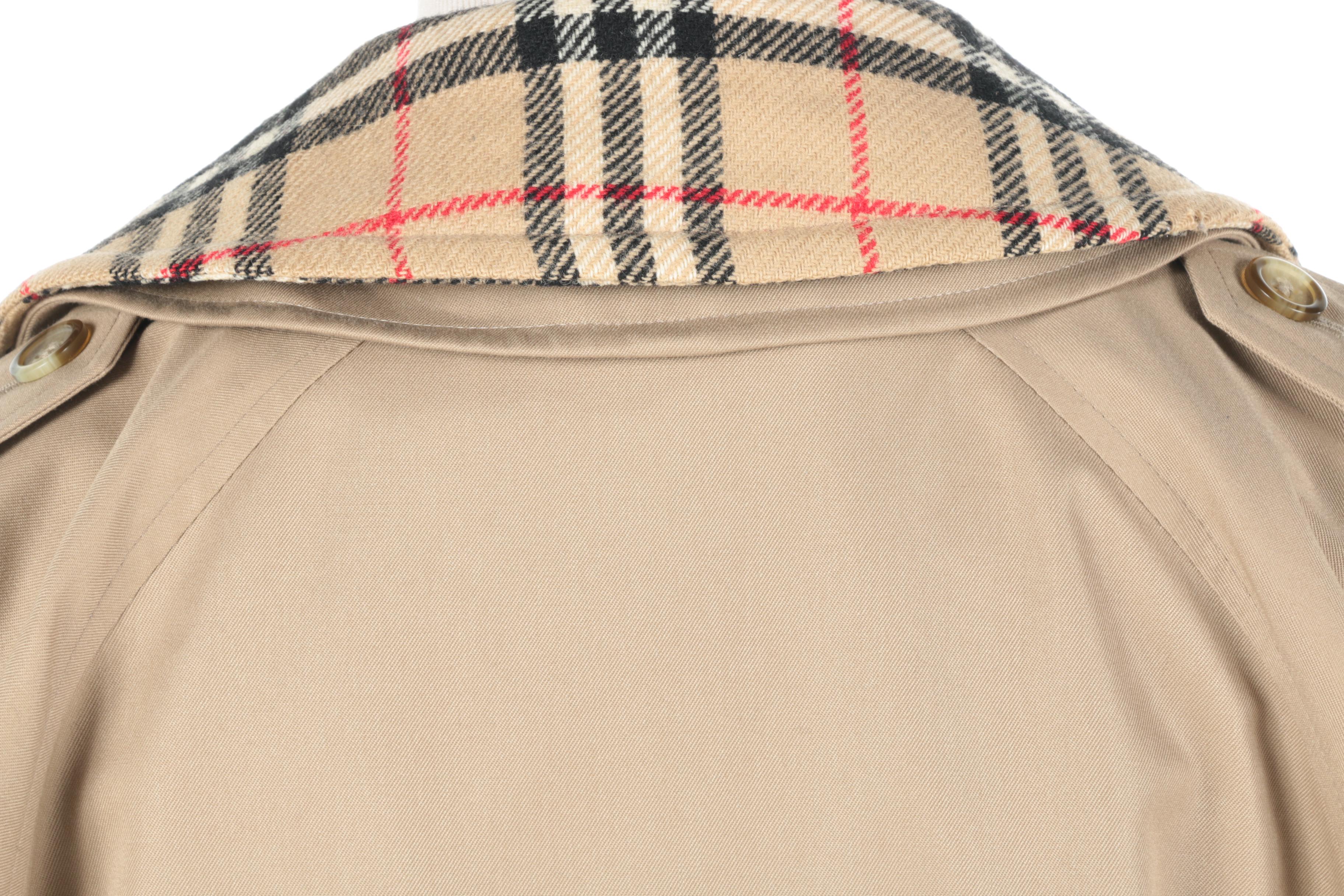 Women's Burberry Trench Coat