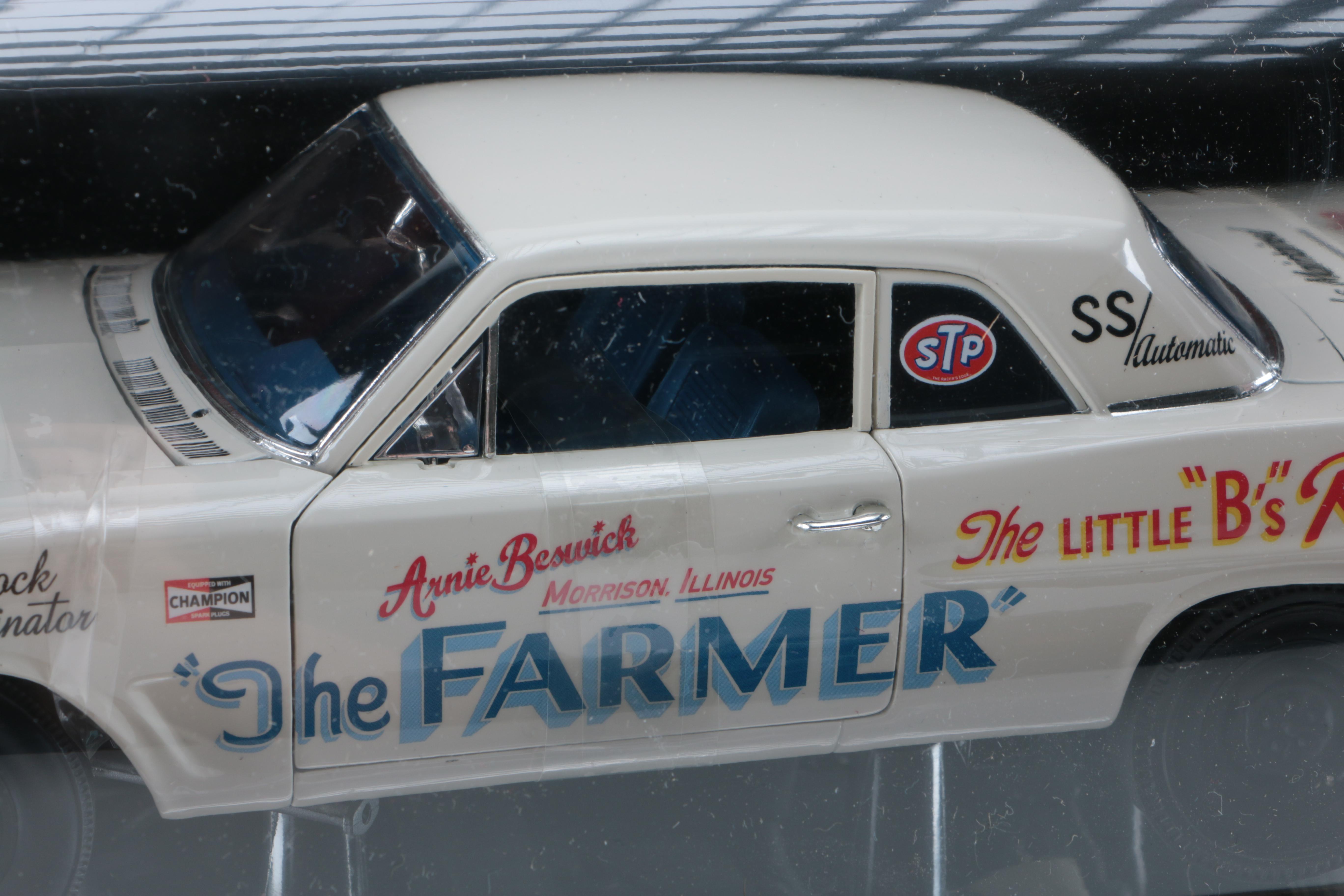 Highway 61 1963 Pontiac Super Duty Die-Cast Car