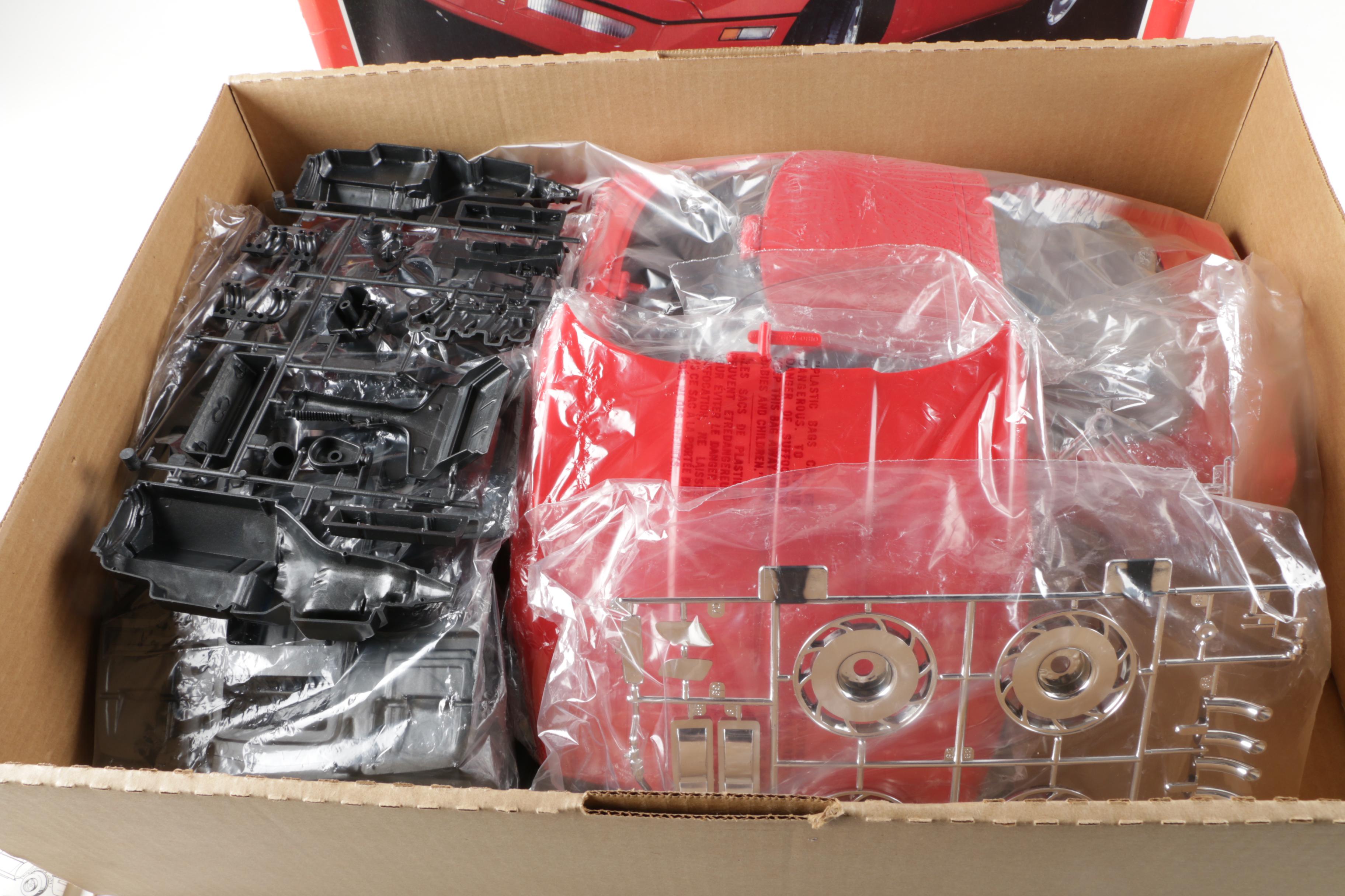 Monogram 1:8-Scale 1985 Corvette Coupe Model Kit