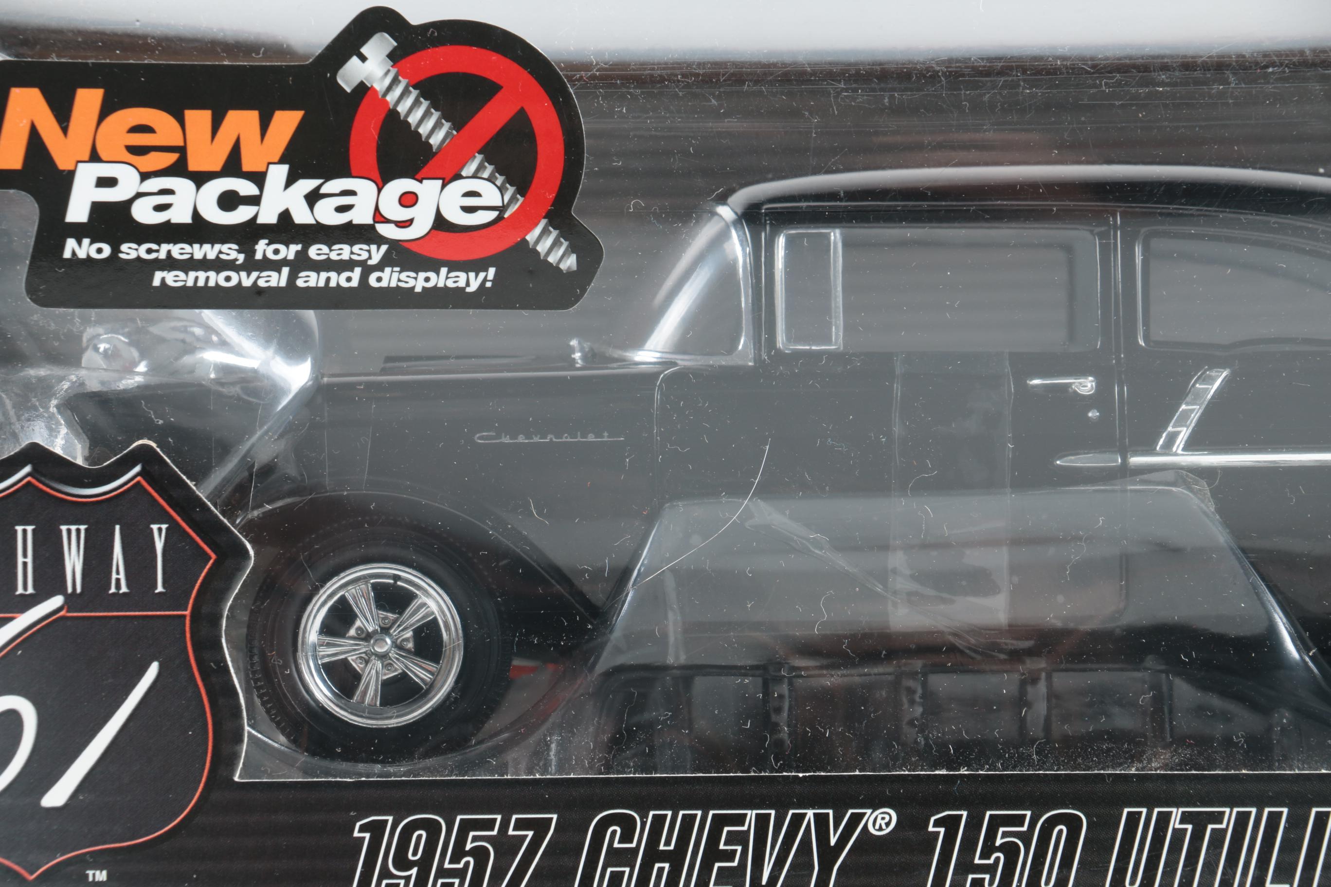 Highway 61 Supercar Collectibles Die-Cast 1957 Chevy Sedan