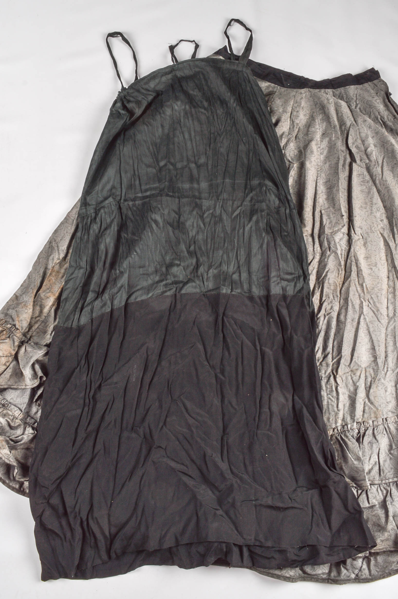 Women's Victorian Clothing