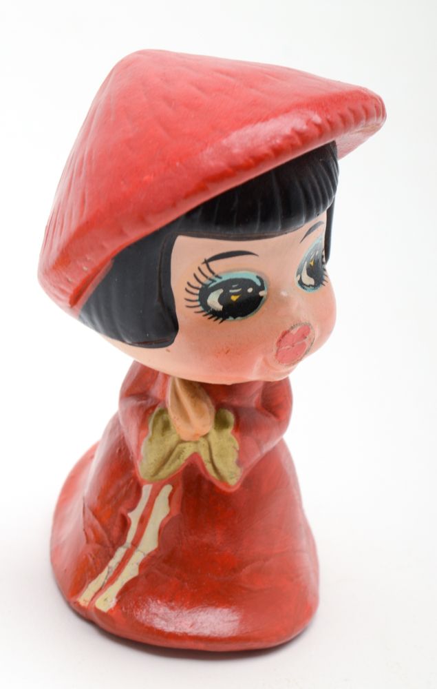 1960s Asian "Kiss Me" Bobbleheads