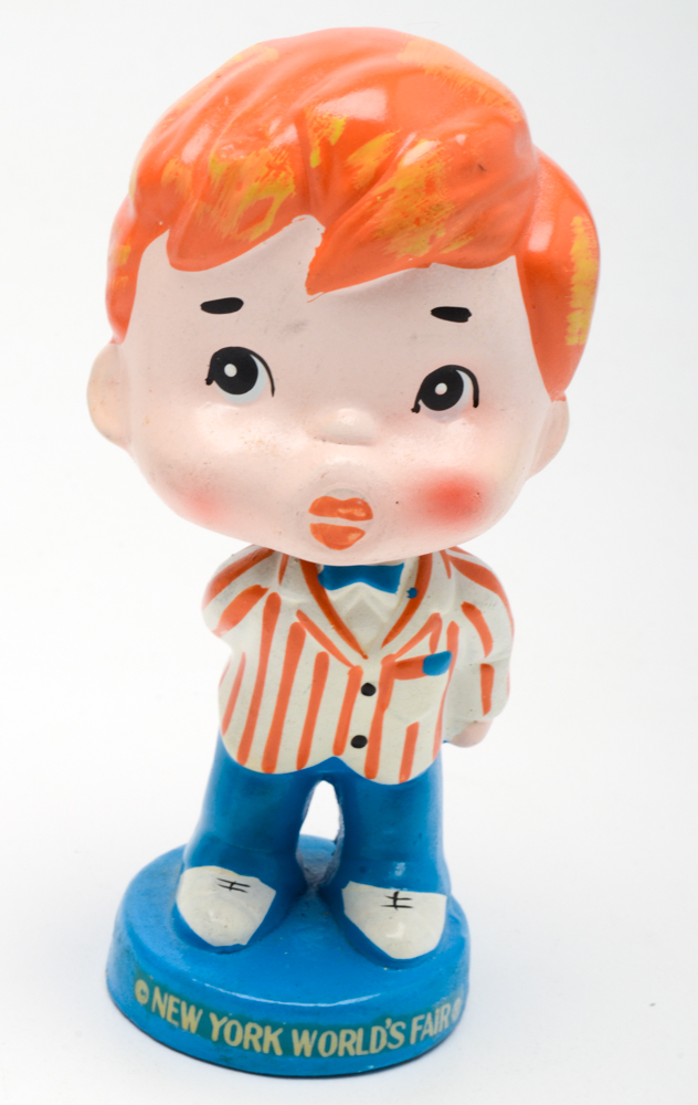 1963 New York World's Fair "Kiss Me" Bobbleheads