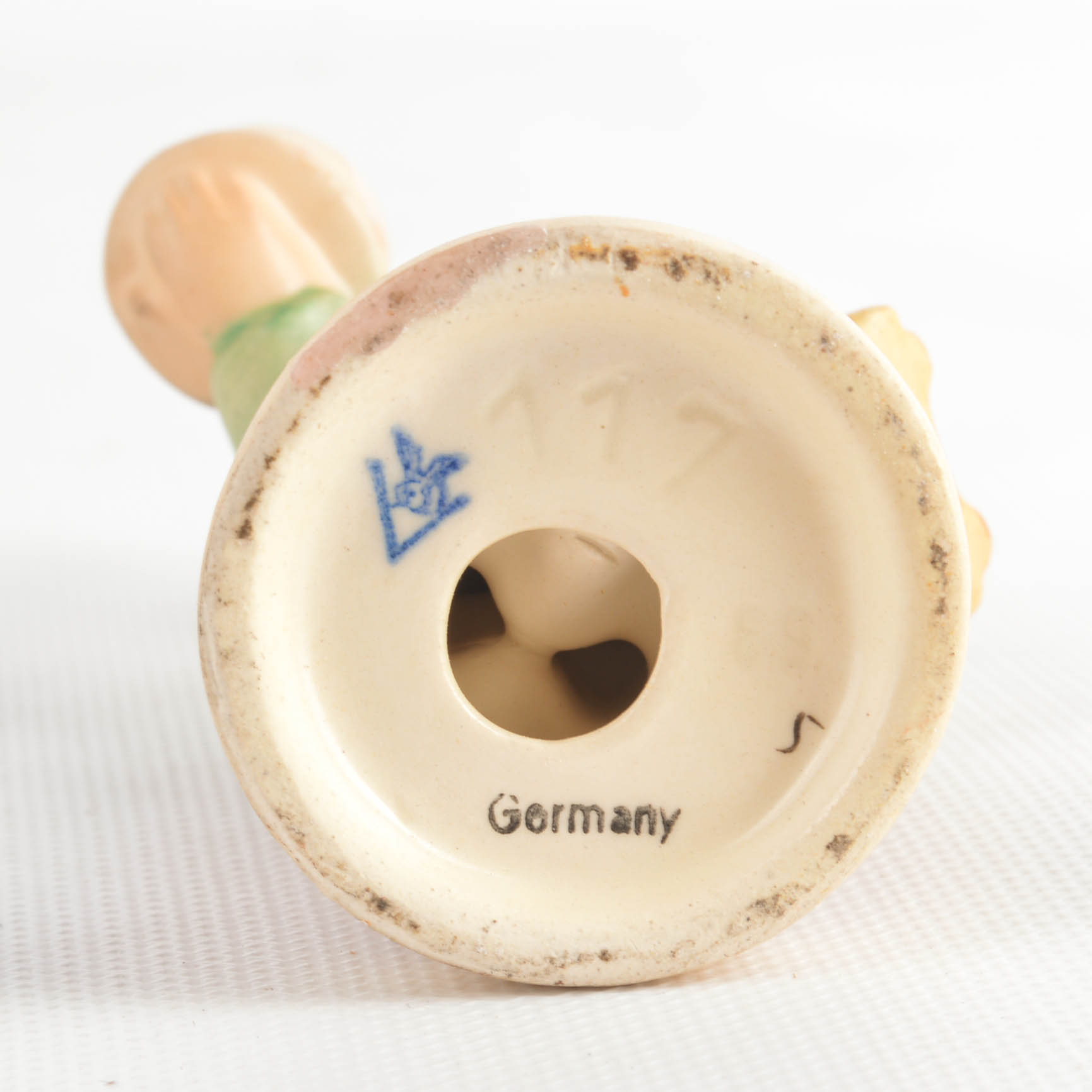 M.J. Hummel "Christmas Angels" Trio