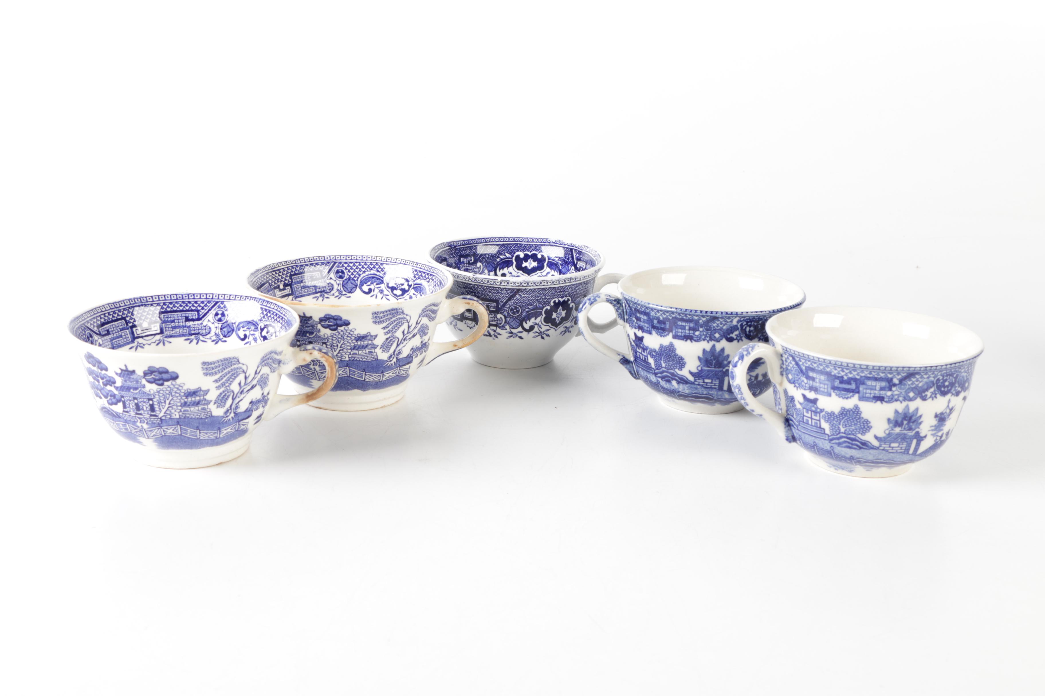 Vintage Post WWII Tea Tableware Including Willoware