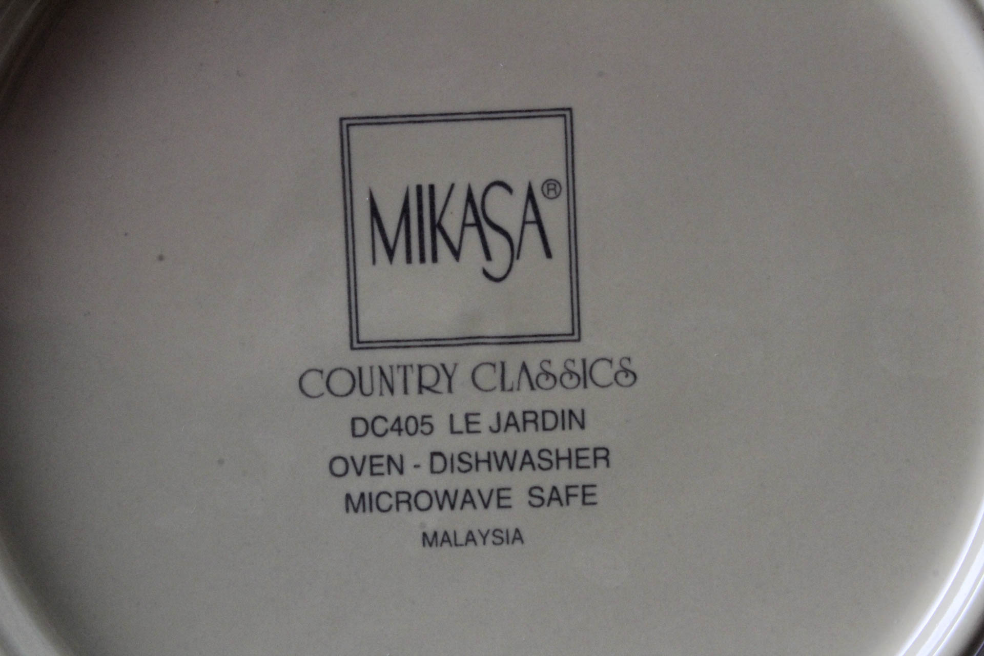 Mikasa Country Classics "Le Jardin" Dinnerware