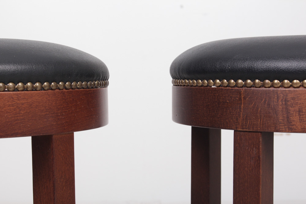 Pottery Barn Bar Stool Set