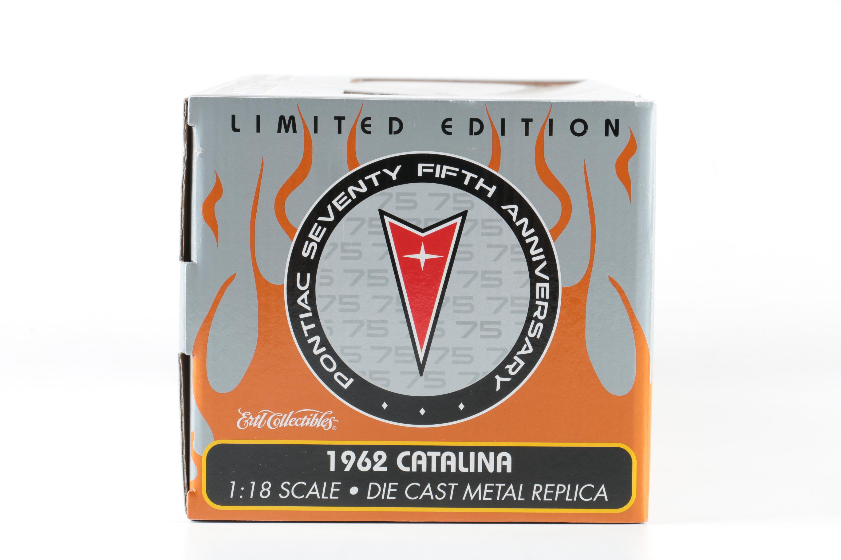 Limited Edition Die Cast Metal Replica of a 1962 Catalina Packer Pontiac