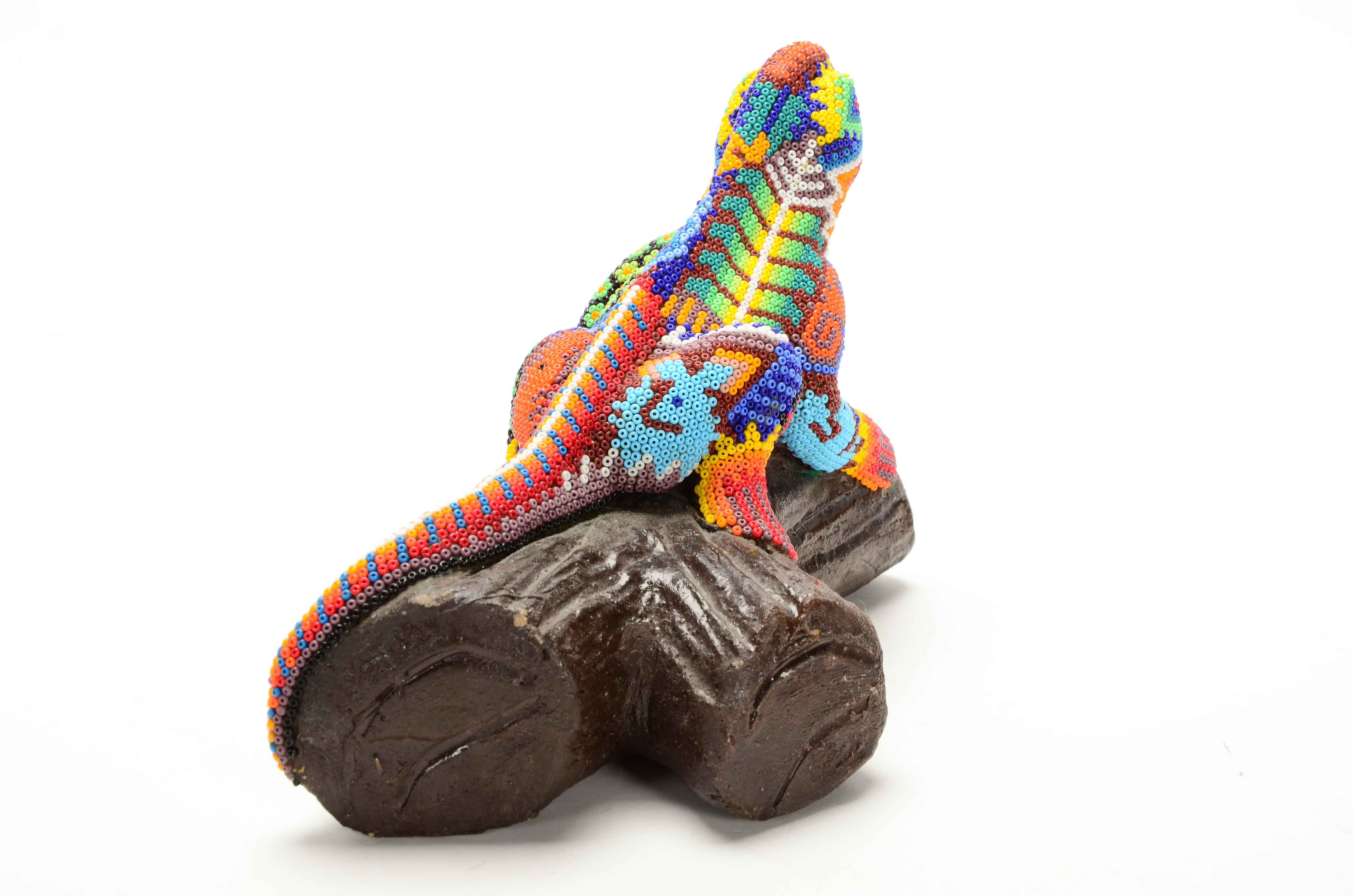 Handcrafted Huichol Indian Beaded Lizard Sculpture