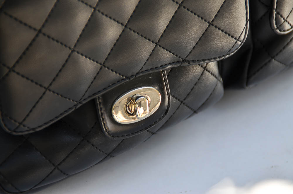 Kwigy Bo Quilted Pet Carrier