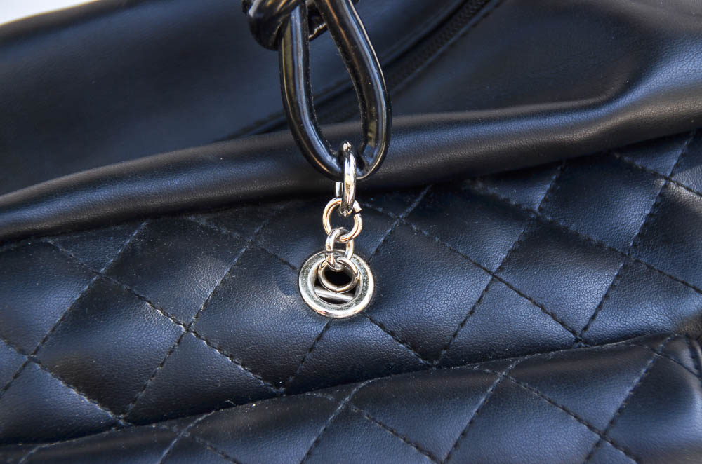 Kwigy Bo Quilted Pet Carrier