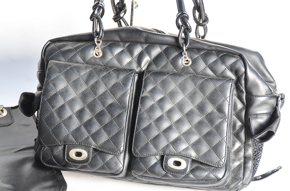 Kwigy Bo Quilted Pet Carrier