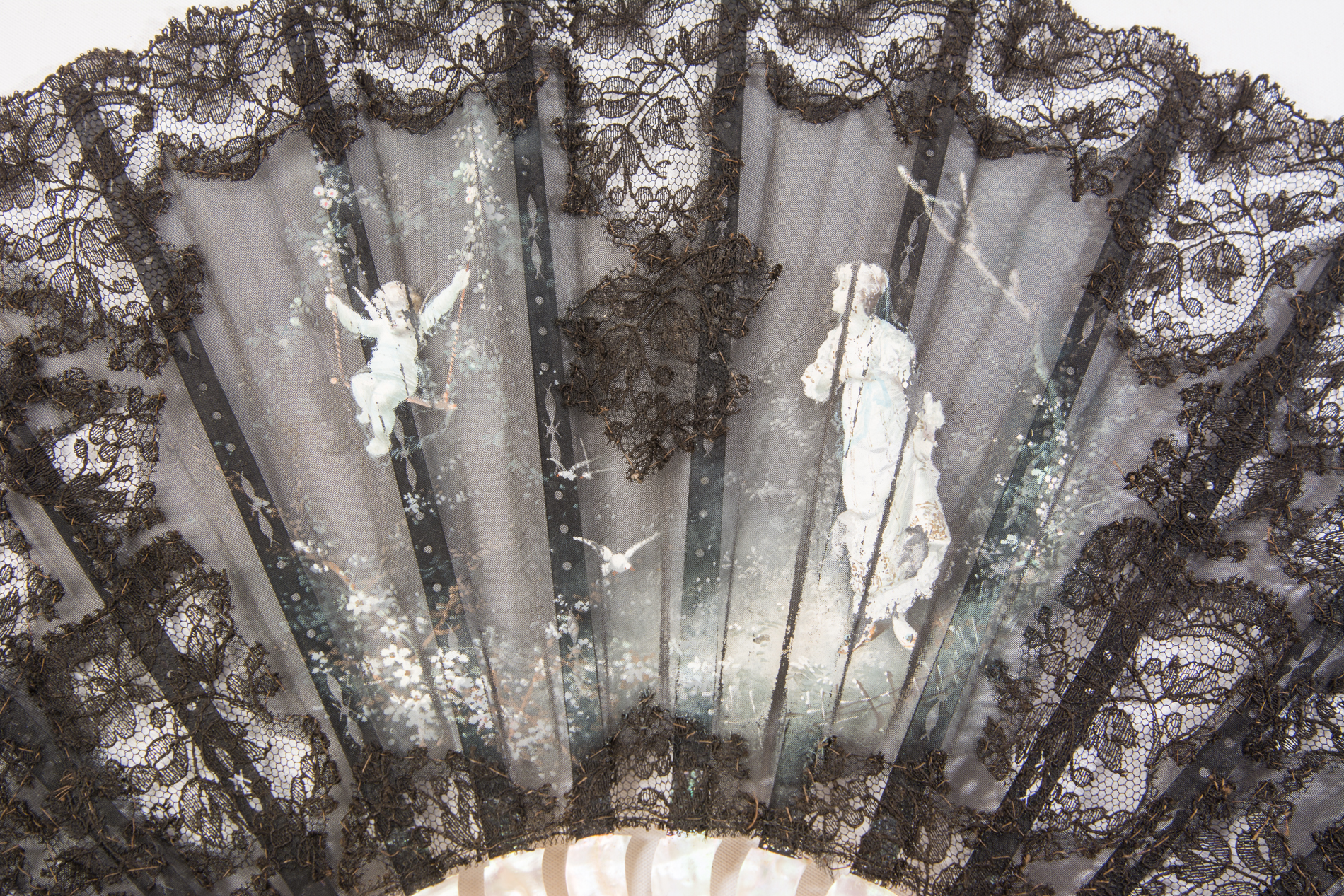 Vintage Mother-of-Pearl Lace Fan