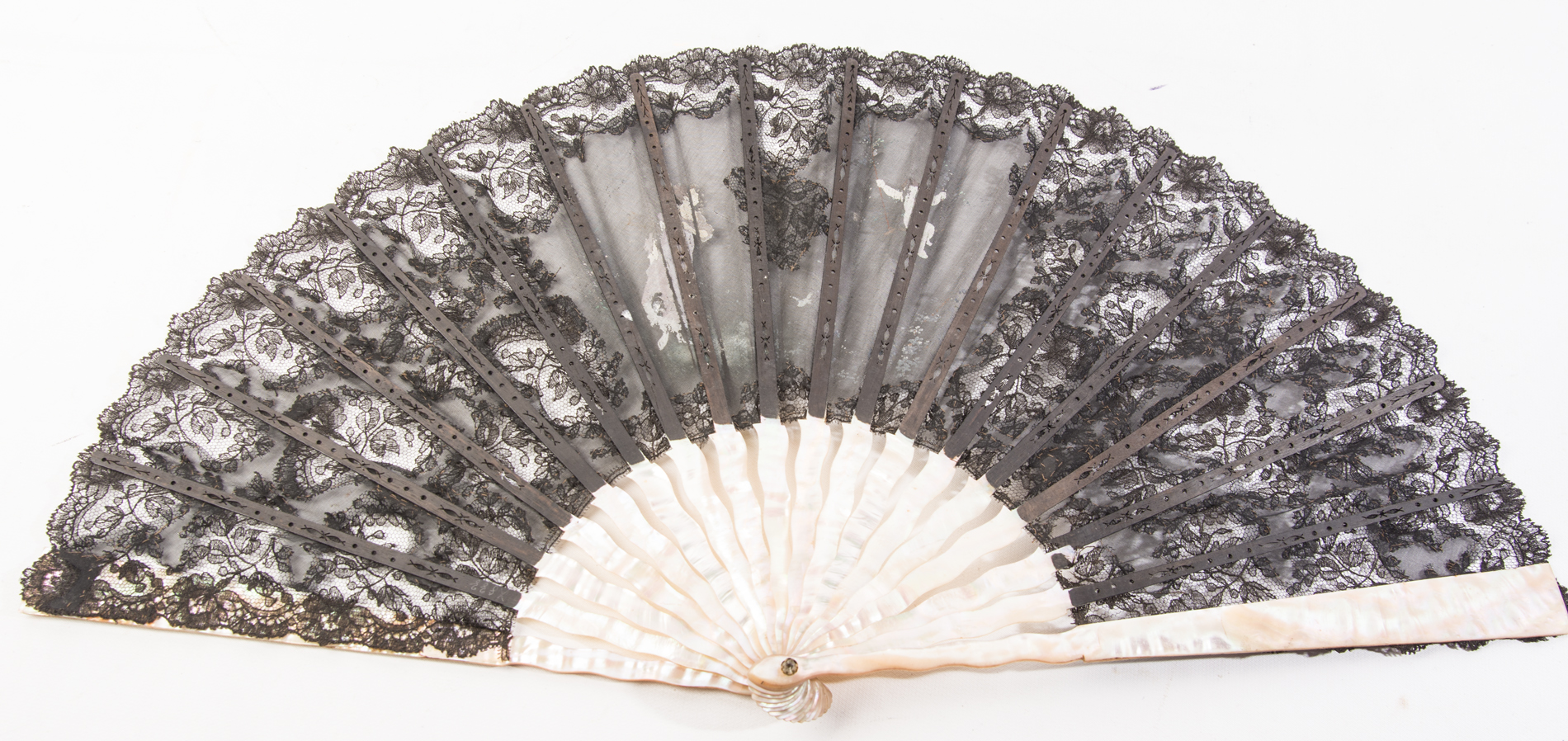 Vintage Mother-of-Pearl Lace Fan