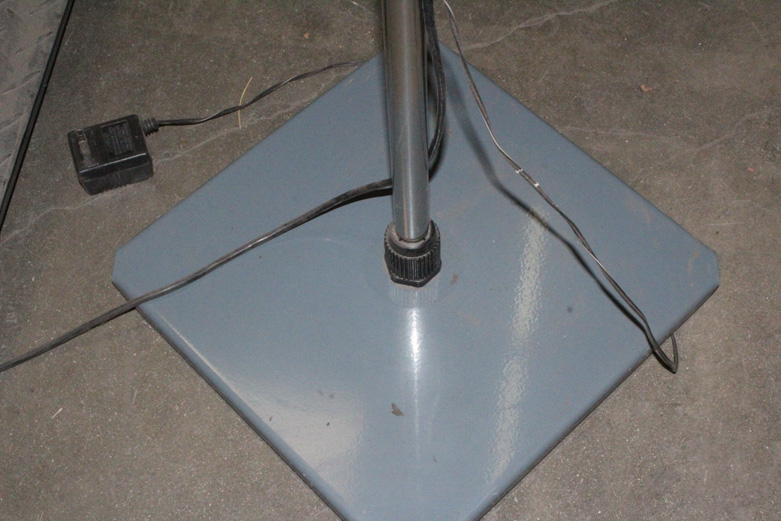 Brecknell PS1000 Digital Floor Scale with Indicator Stand