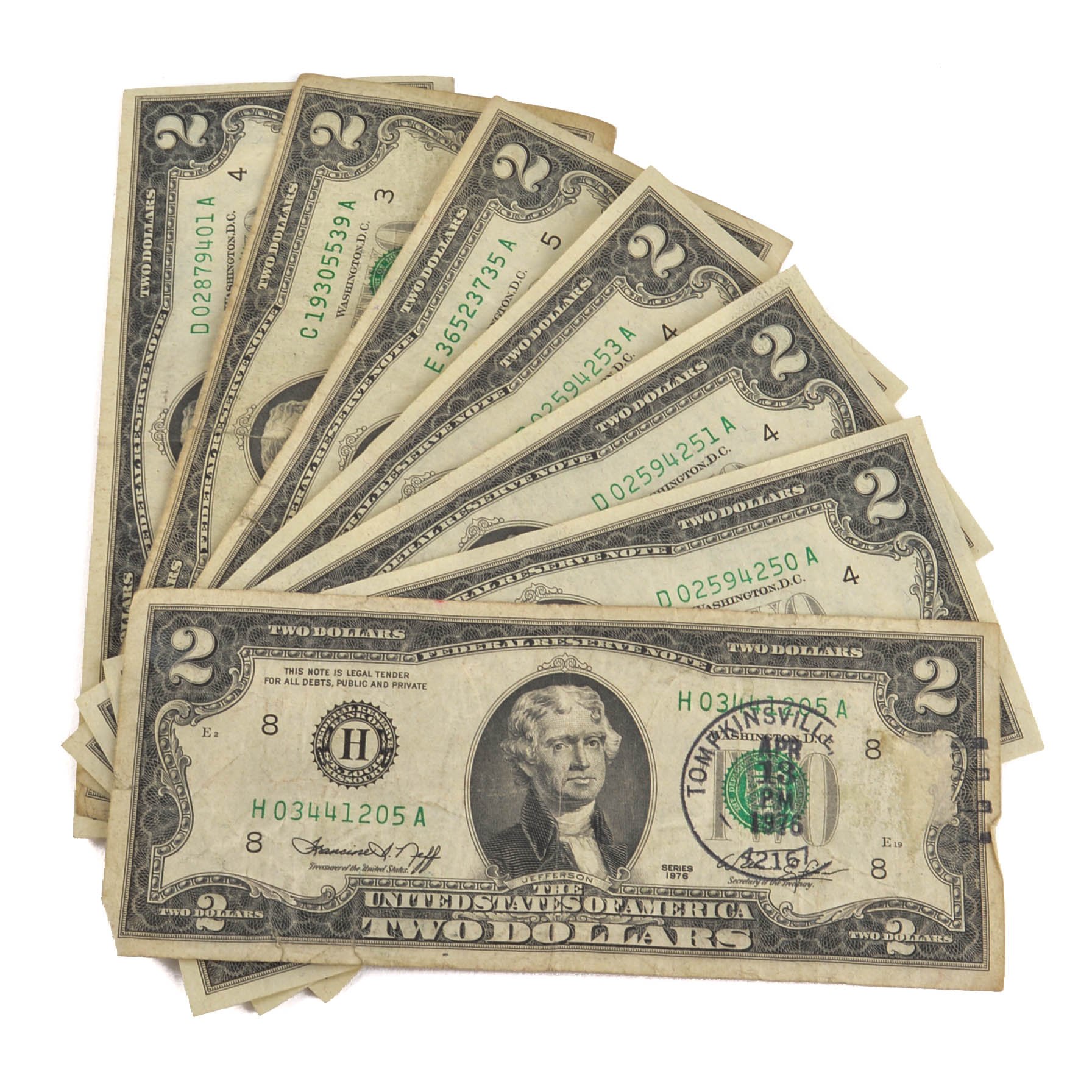 Seven 1976 United States $2 Federal Reserve Notes