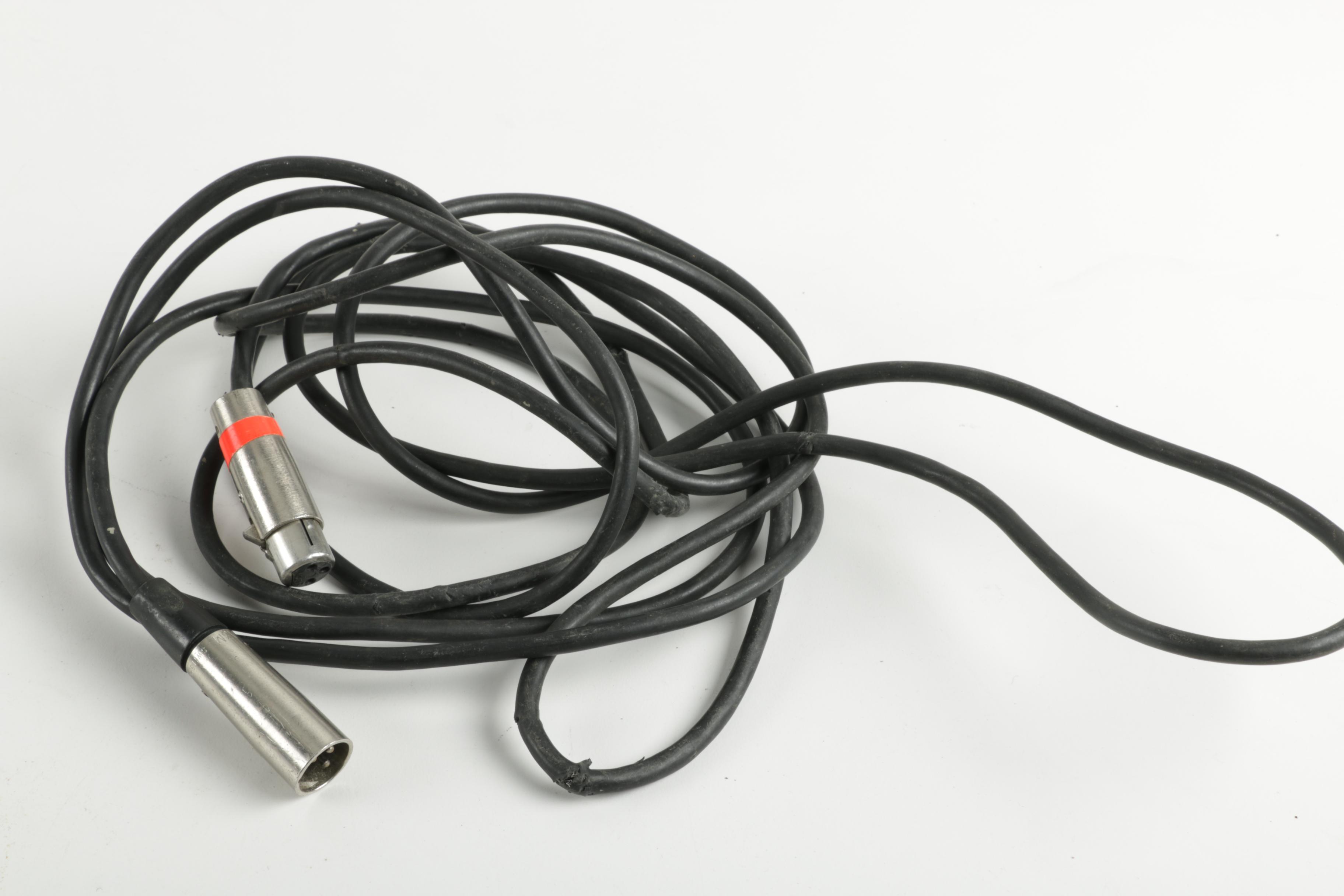 Shure SM58 Microphone and Cables